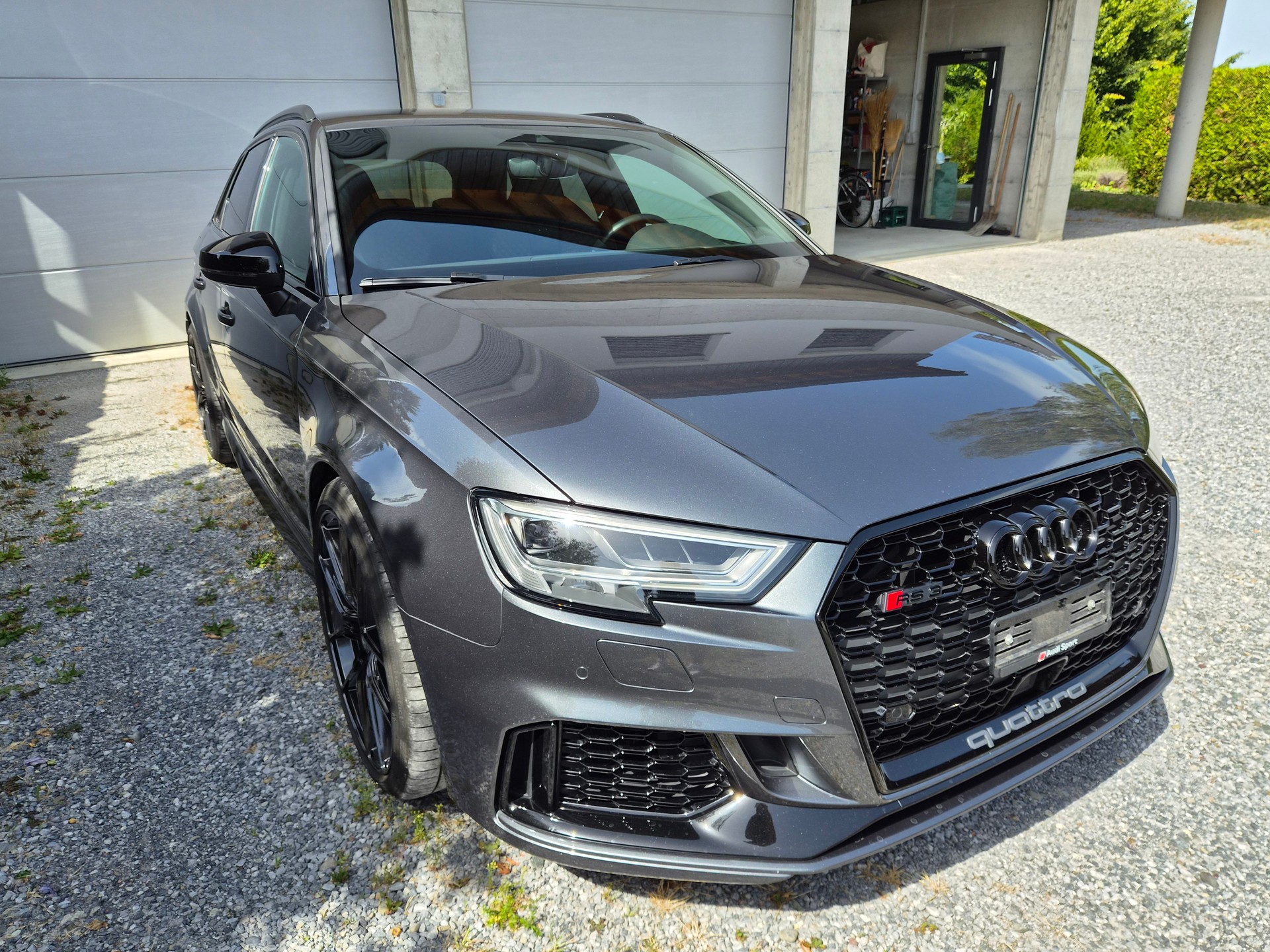 AUDI RS3 Sportback 2.5 T FSI quattro S-Tronic-image-0