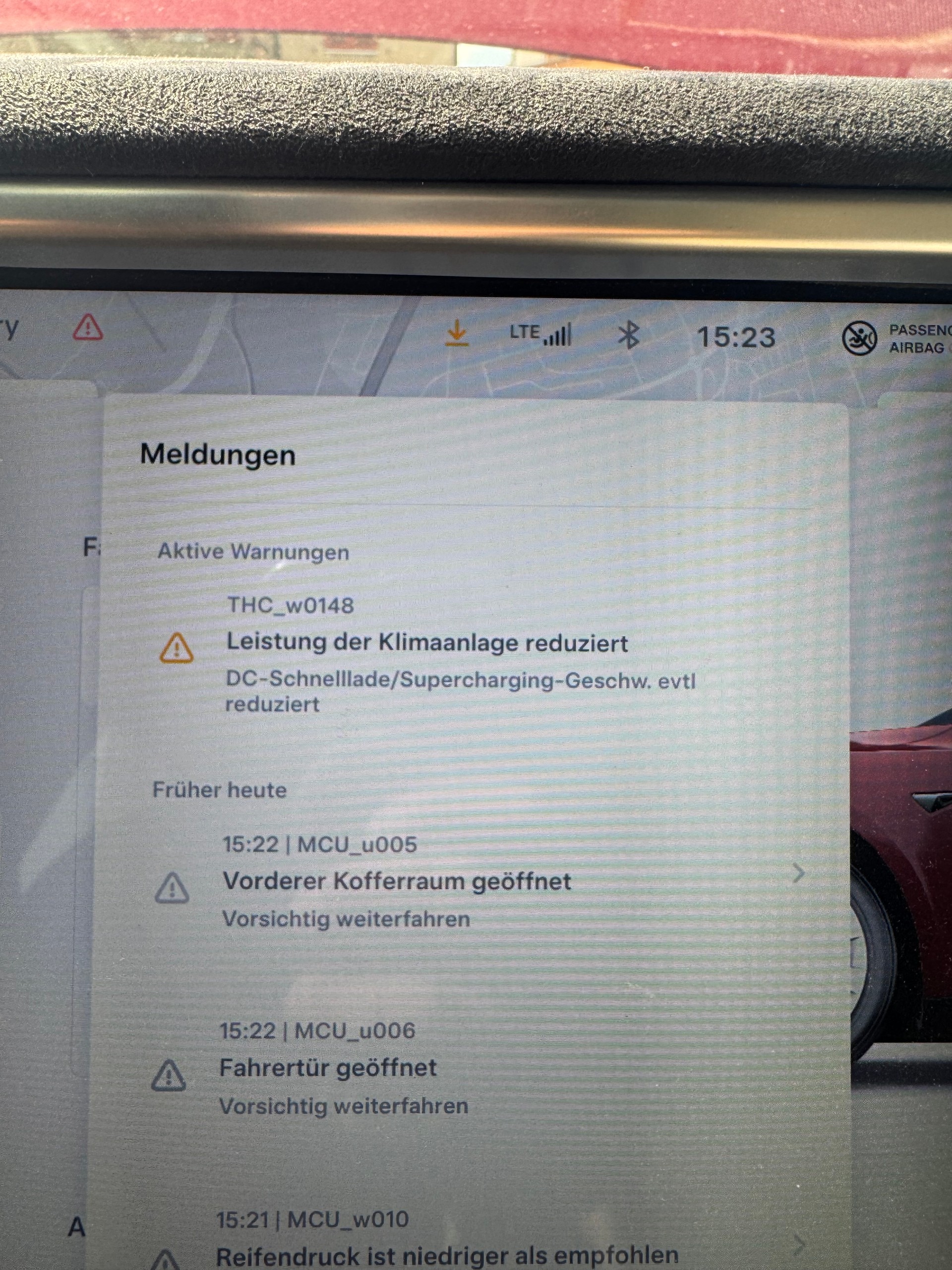 TESLA Model S 85 D-image-6