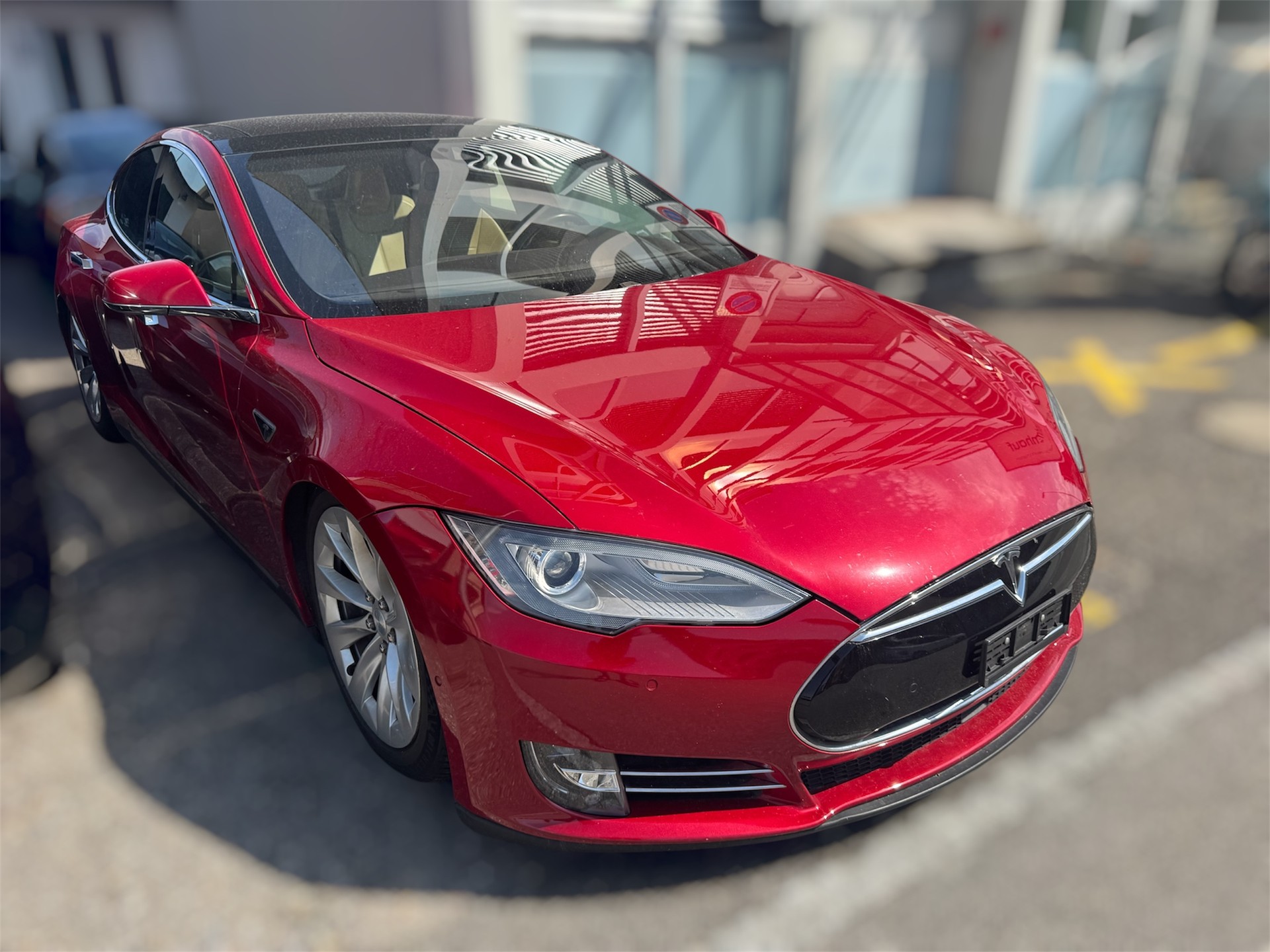 TESLA Model S 85 D-image-0