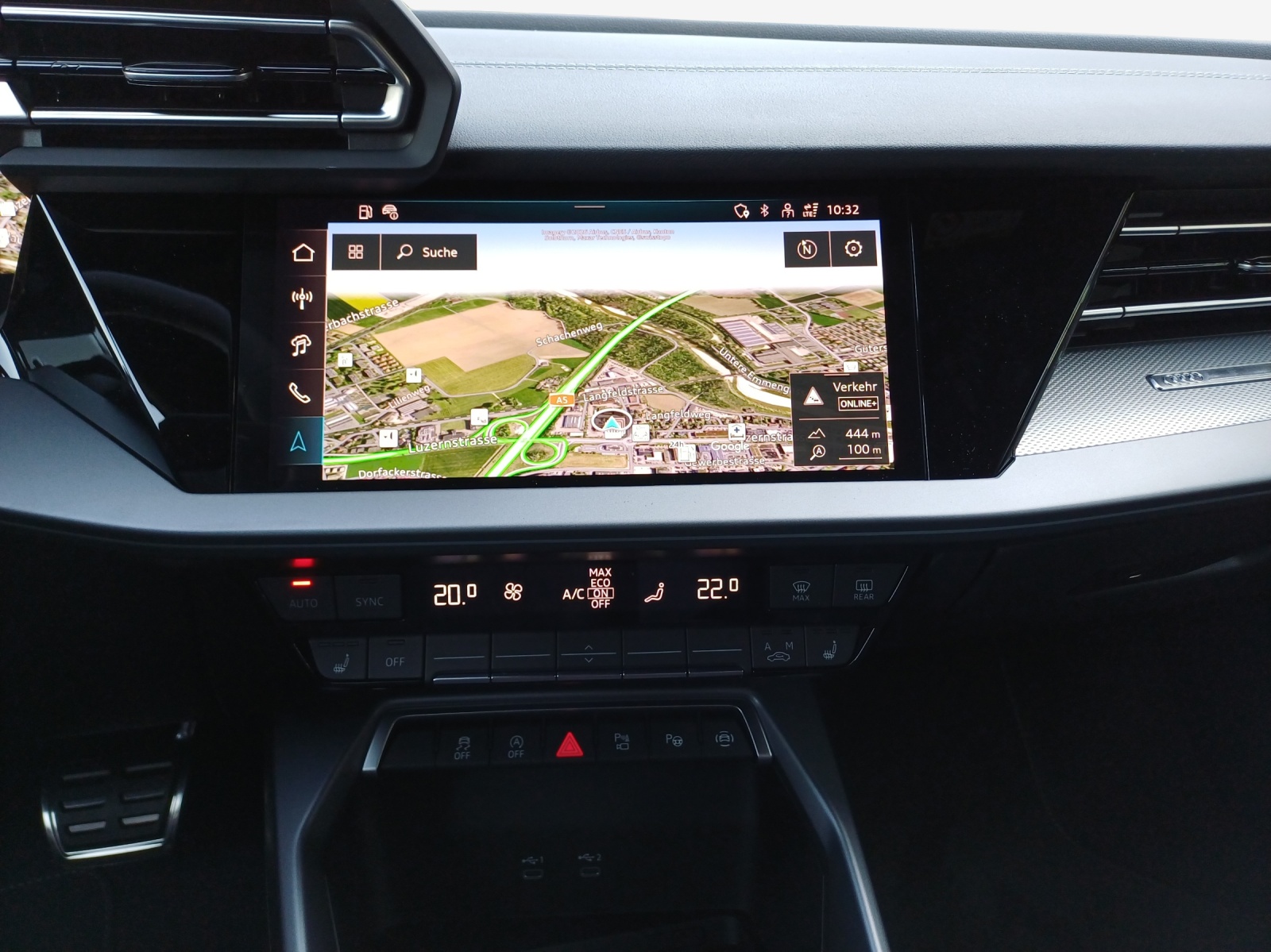 AUDI A3 Sportback TFSI 110 kW S line Attraction S tronic-image-10