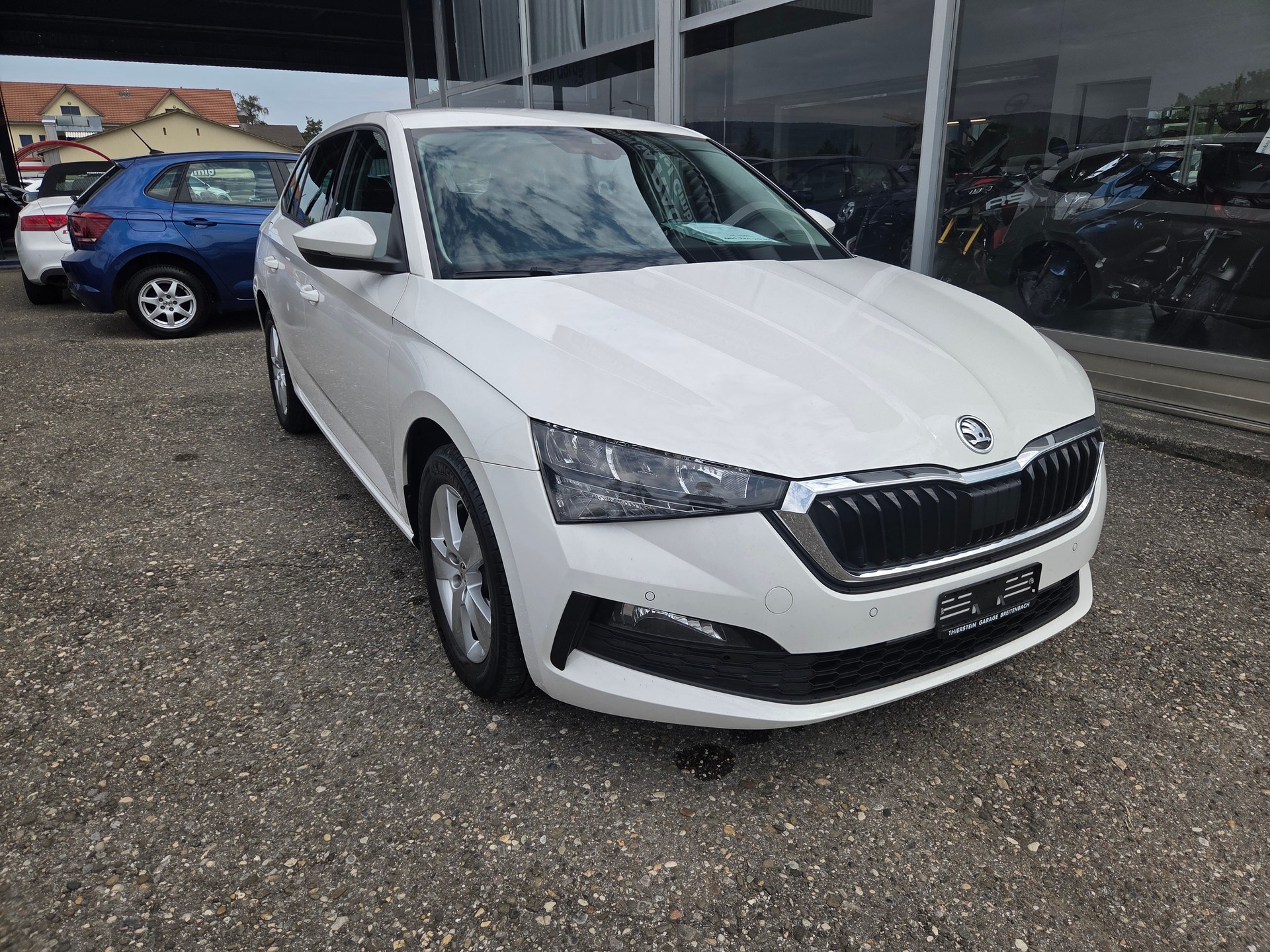 SKODA Scala 1.5 TSI ACT Ambition DSG-image-1