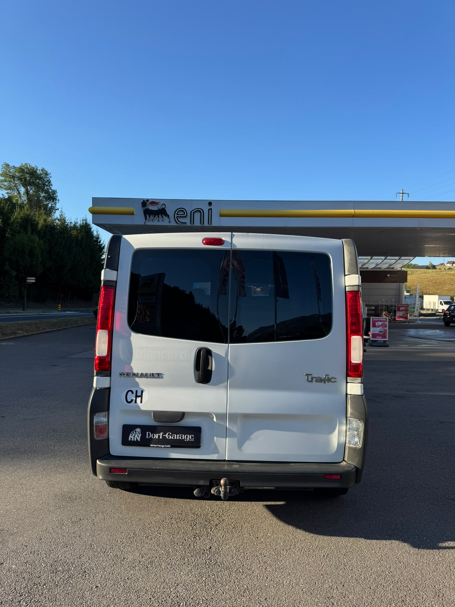 RENAULT Trafic 2.0 dCi 90 2.7t L1H1-image-5