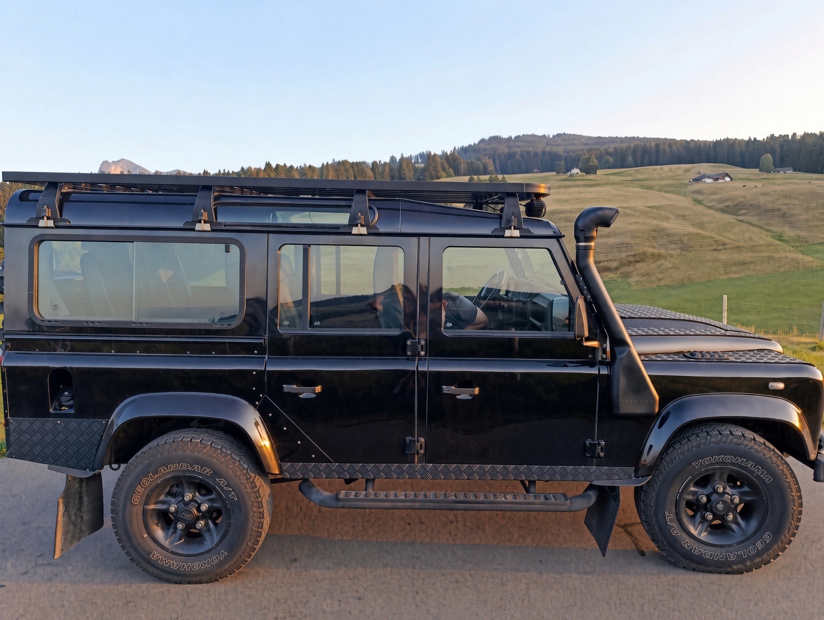 LAND ROVER 2.2 TD4-image-0