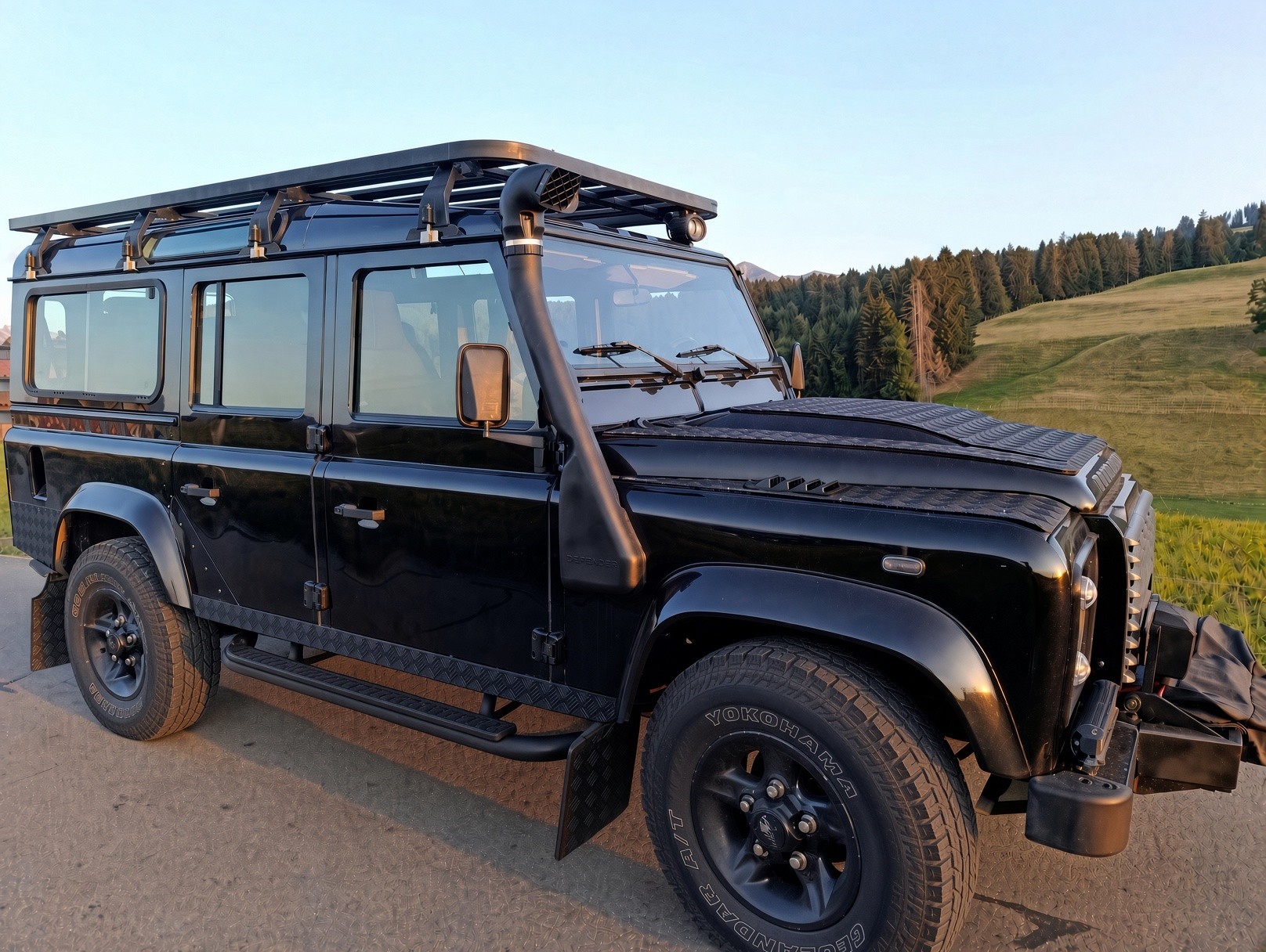 LAND ROVER 2.2 TD4-image-1