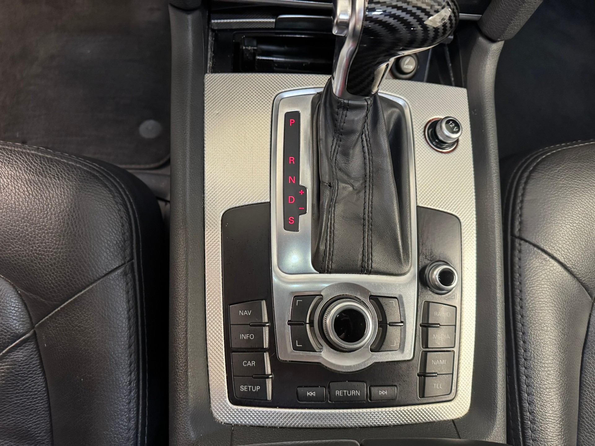 AUDI Q7 3.0 TDI quattro tiptronic-image-20