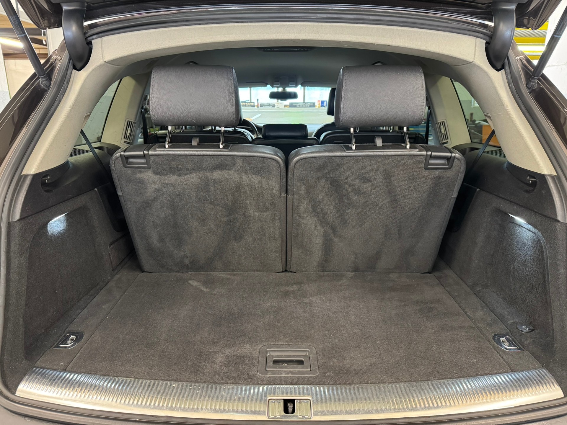 AUDI Q7 3.0 TDI quattro tiptronic-image-6