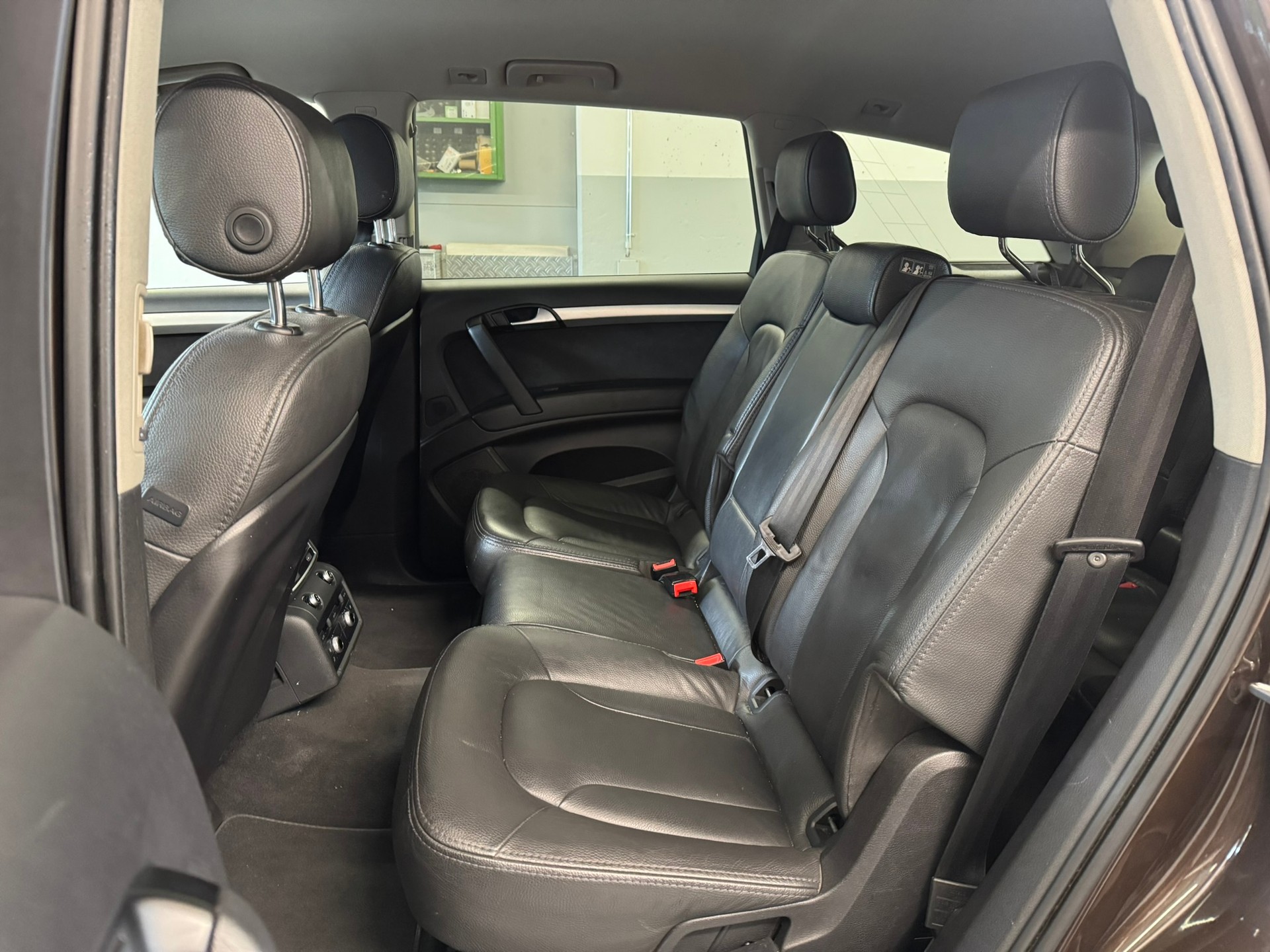 AUDI Q7 3.0 TDI quattro tiptronic-image-13