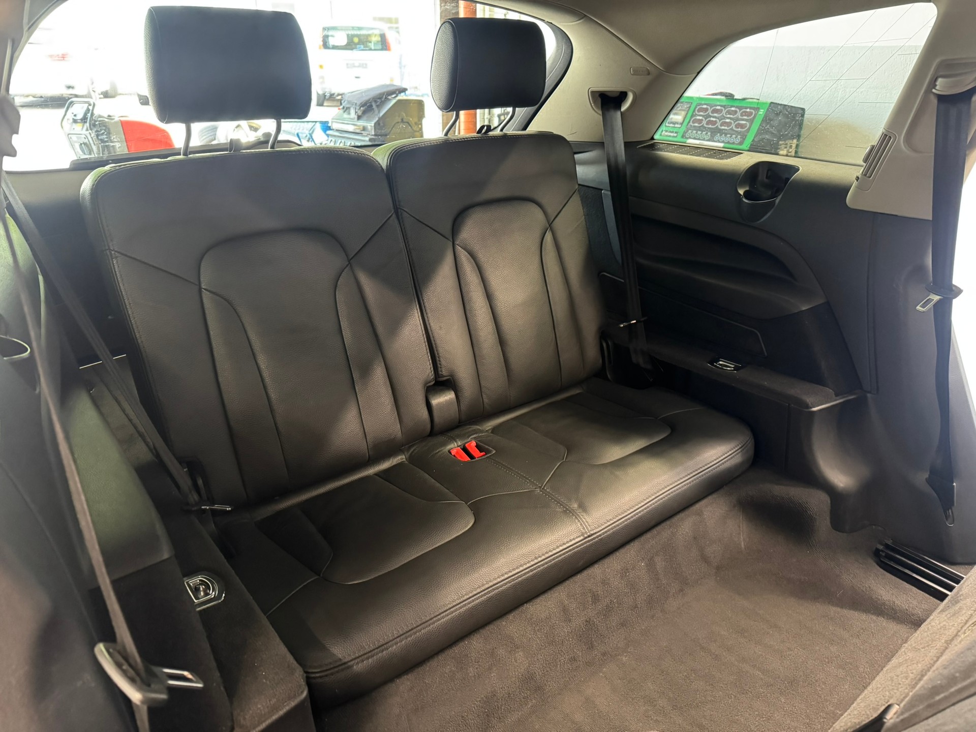 AUDI Q7 3.0 TDI quattro tiptronic-image-14