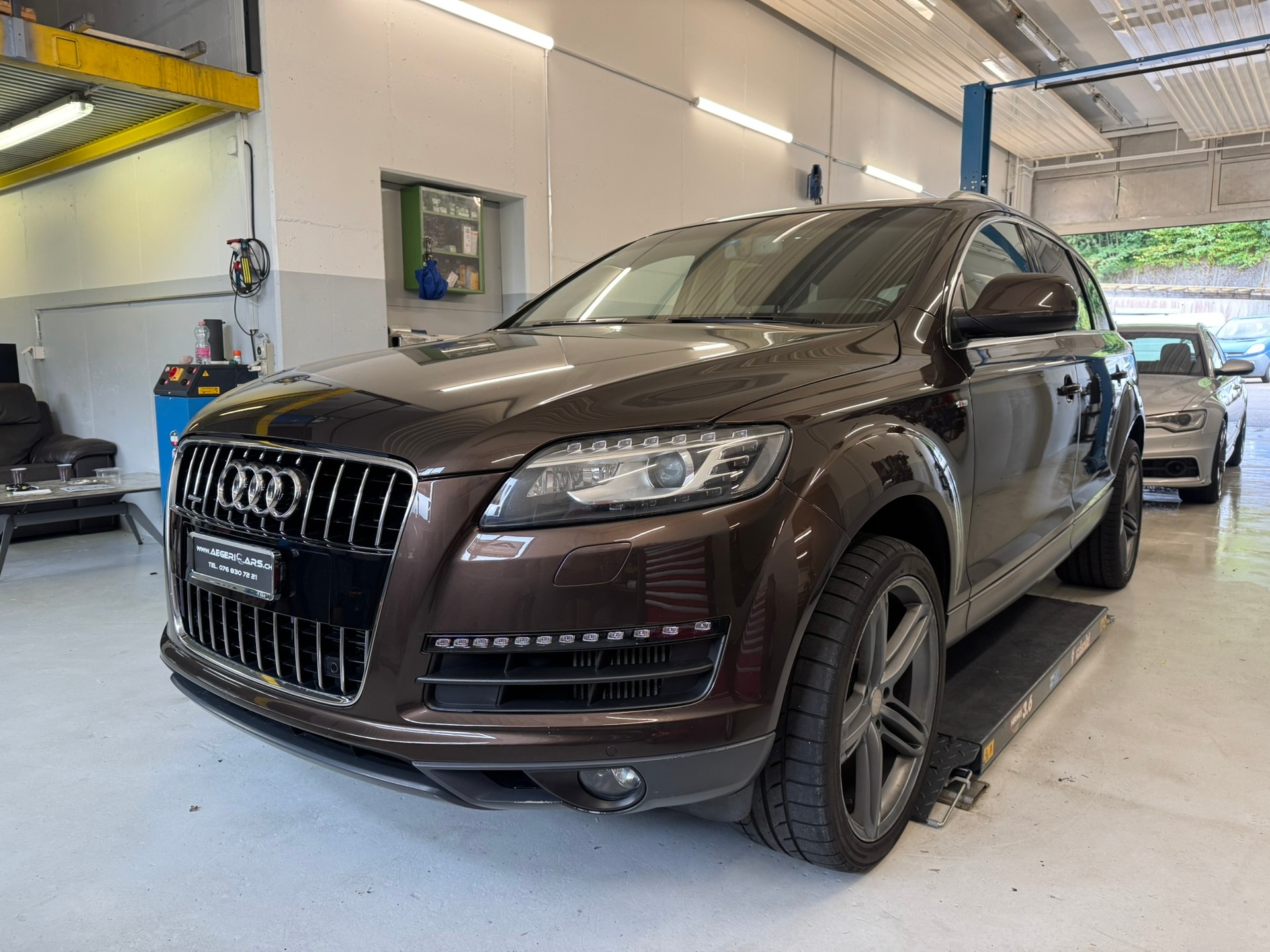 AUDI Q7 3.0 TDI quattro tiptronic-image-0