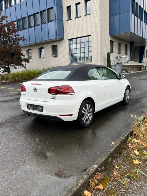 VW Golf Cabrio 1.2 TSI BlueMotion Technology-image-2