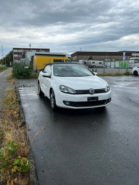 VW Golf Cabrio 1.2 TSI BlueMotion Technology-image-1