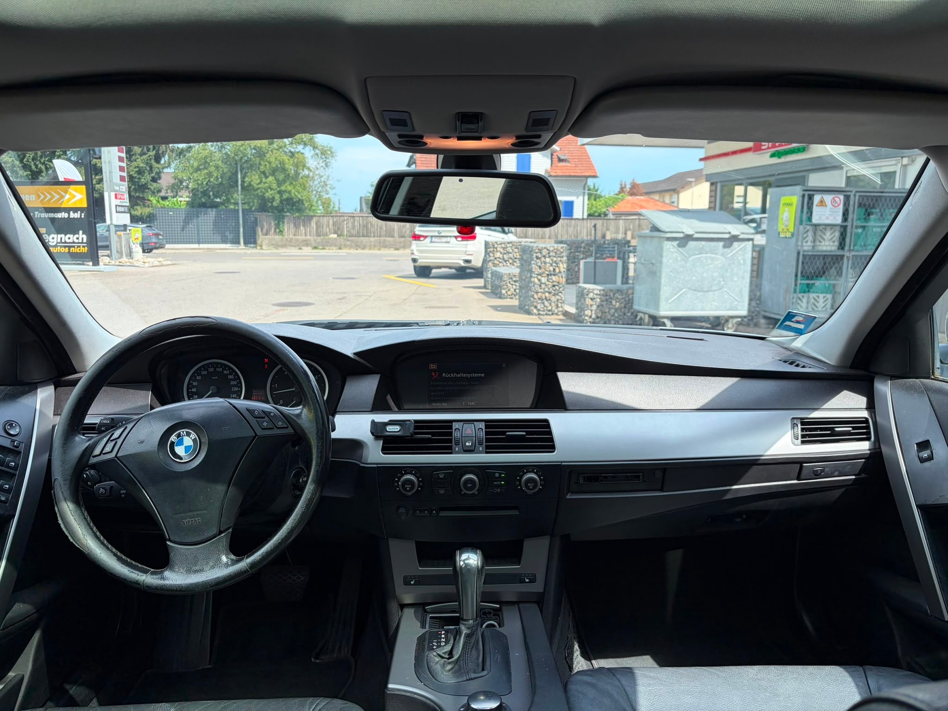 BMW 525d-image-9