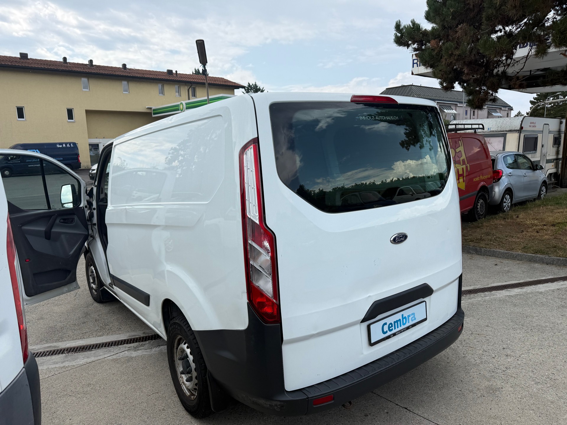 FORD Transit Custom Van 270 L1H1 Startup-image-6