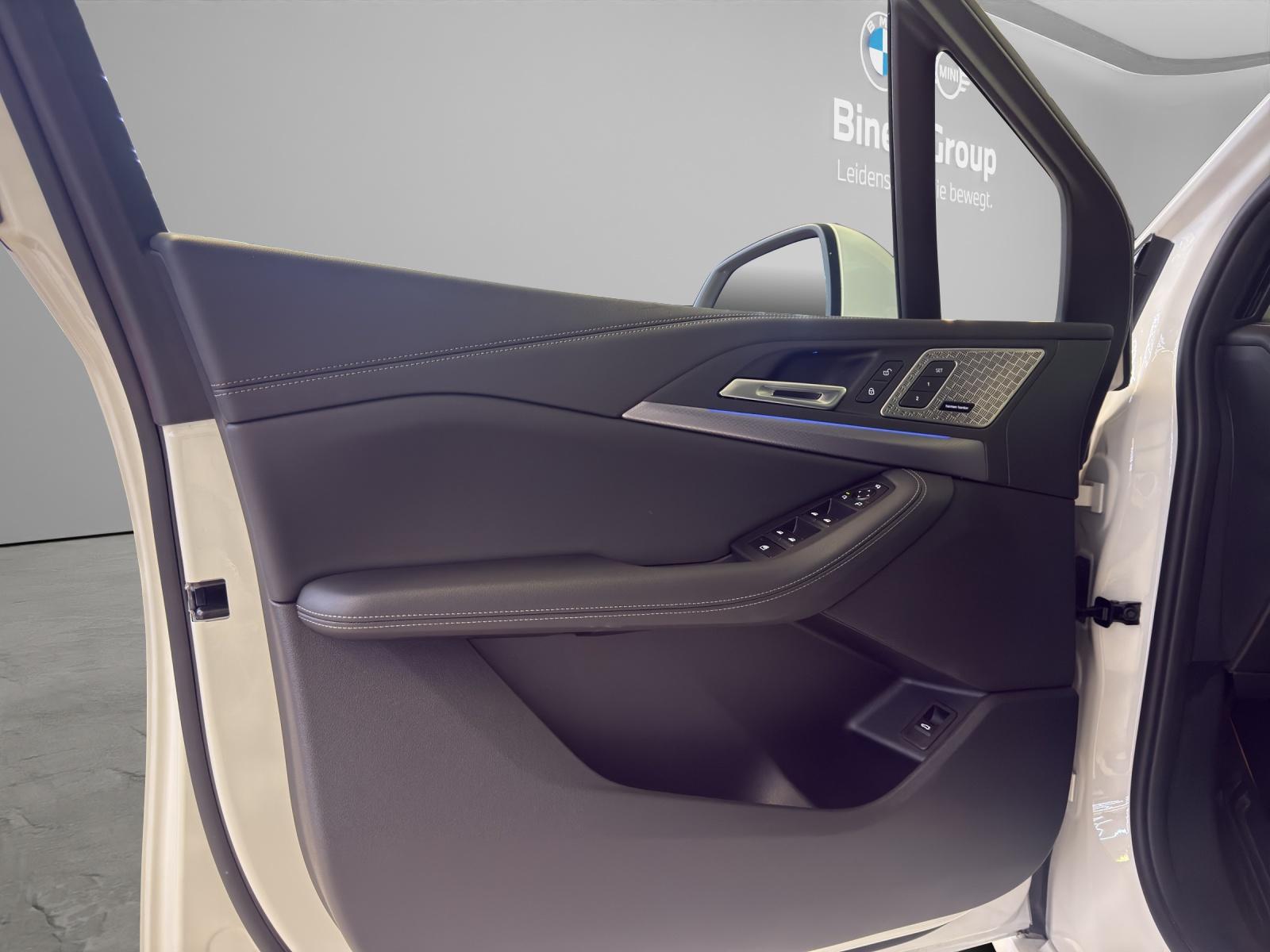 BMW 223d xDrive Active Tourer M-SportPaket-image-8
