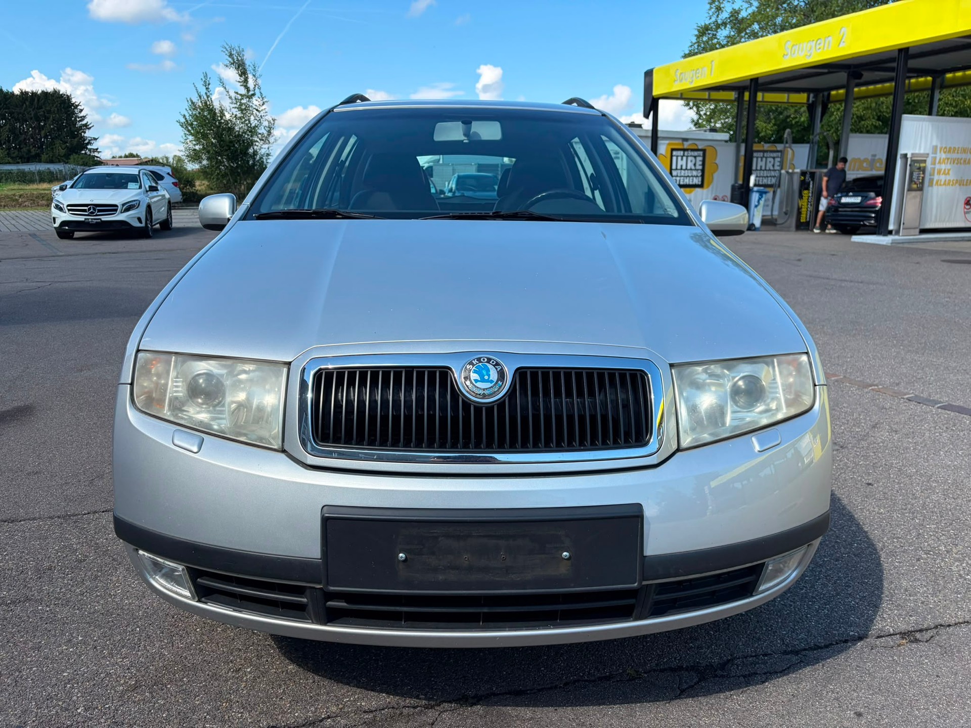 SKODA Fabia 2.0 Elegance-image-1