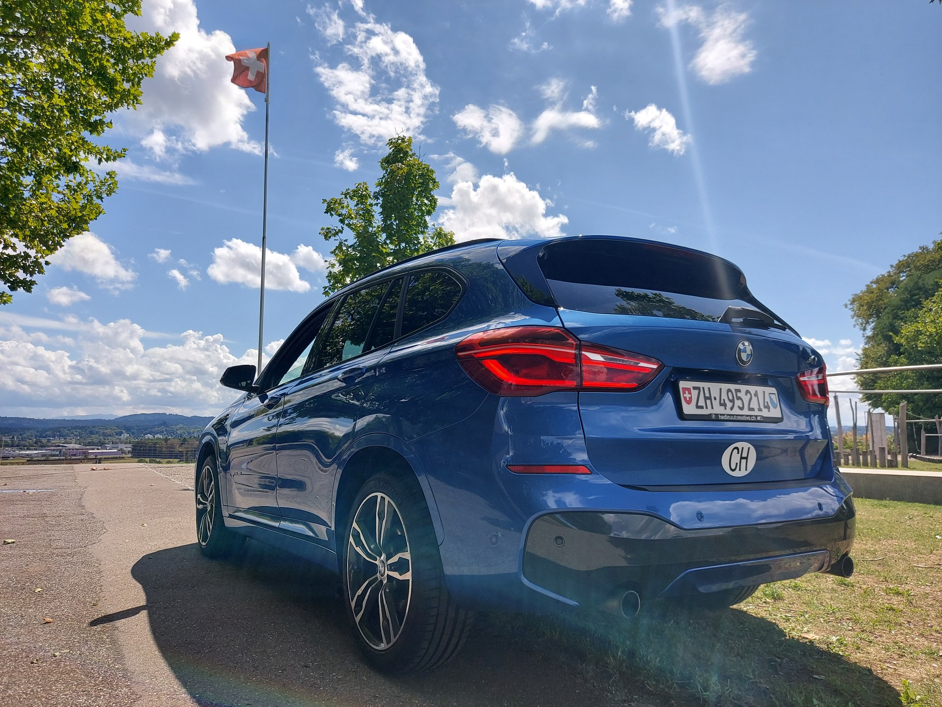 BMW X1 xDrive 25i M Sport Steptronic-image-3