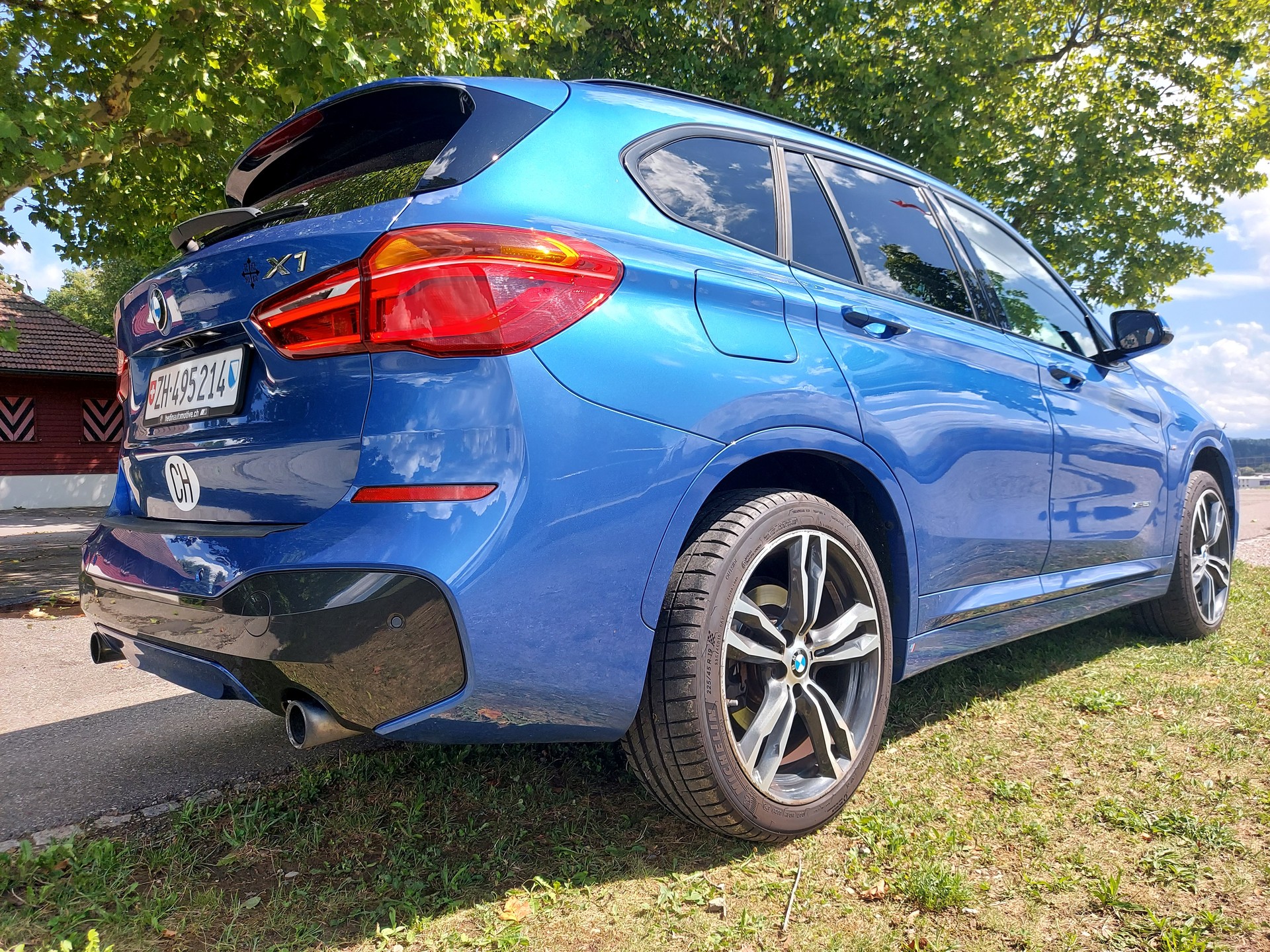BMW X1 xDrive 25i M Sport Steptronic-image-5
