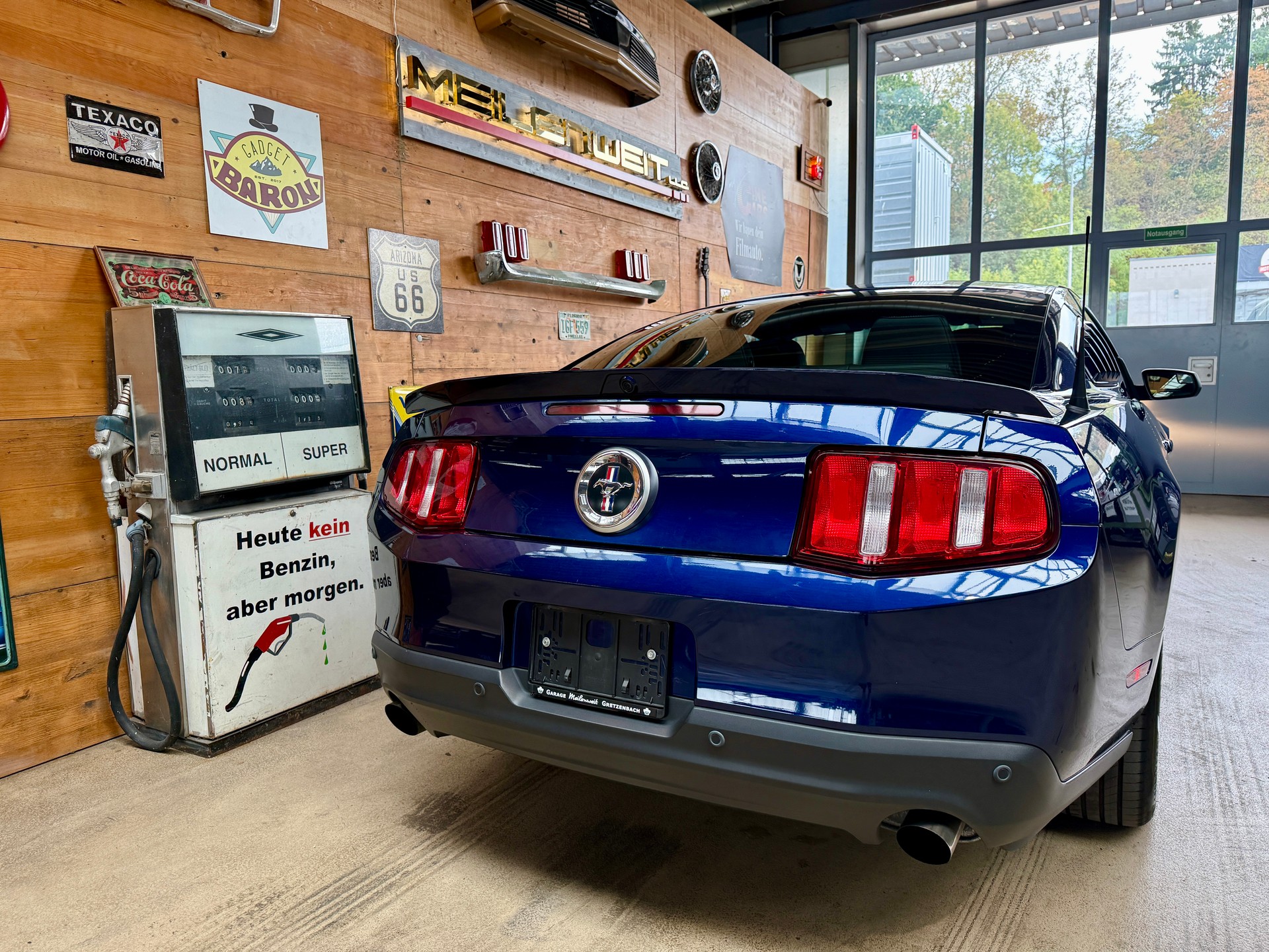 FORD GT Premium-image-14