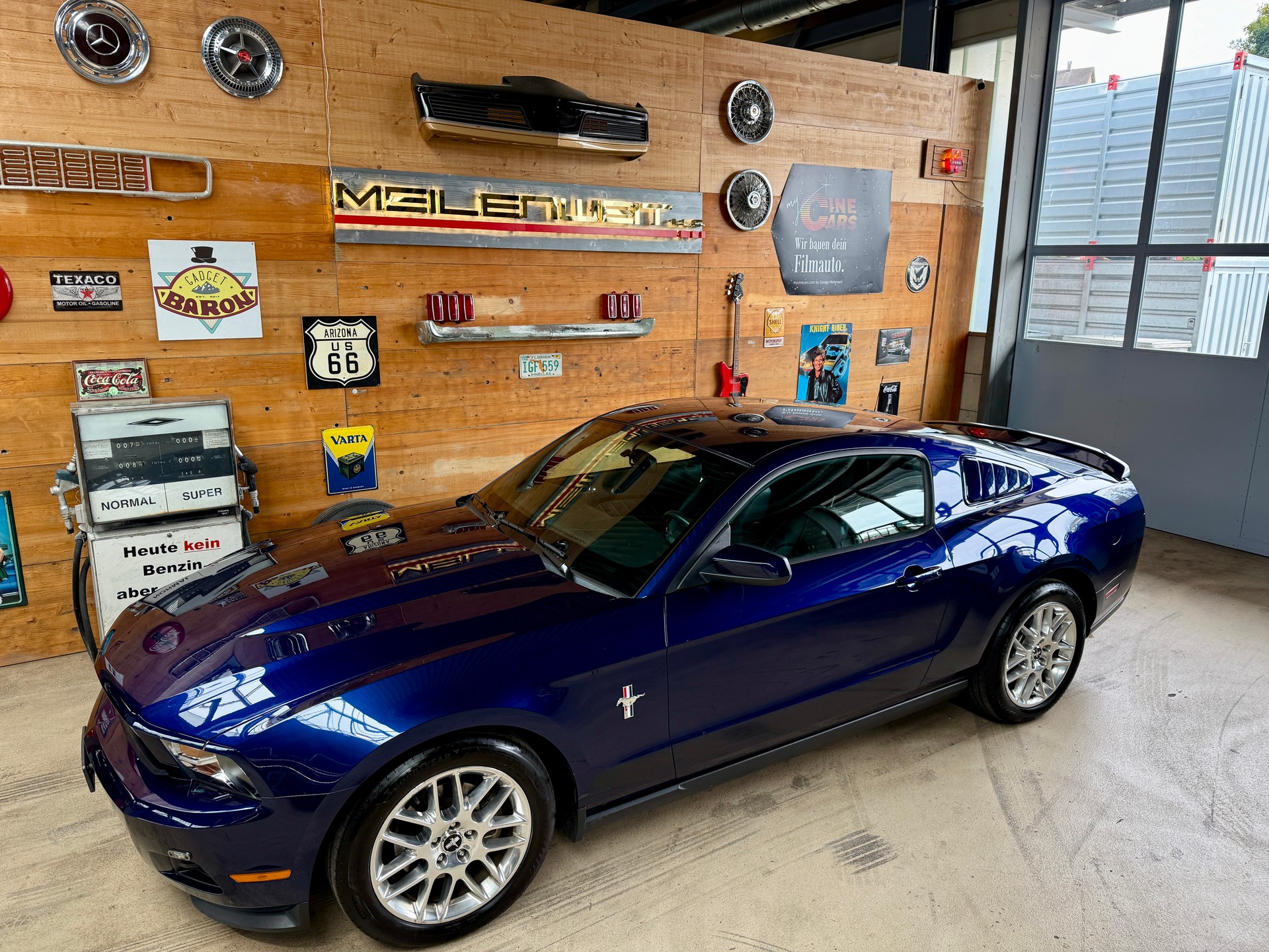 FORD GT Premium-image-1