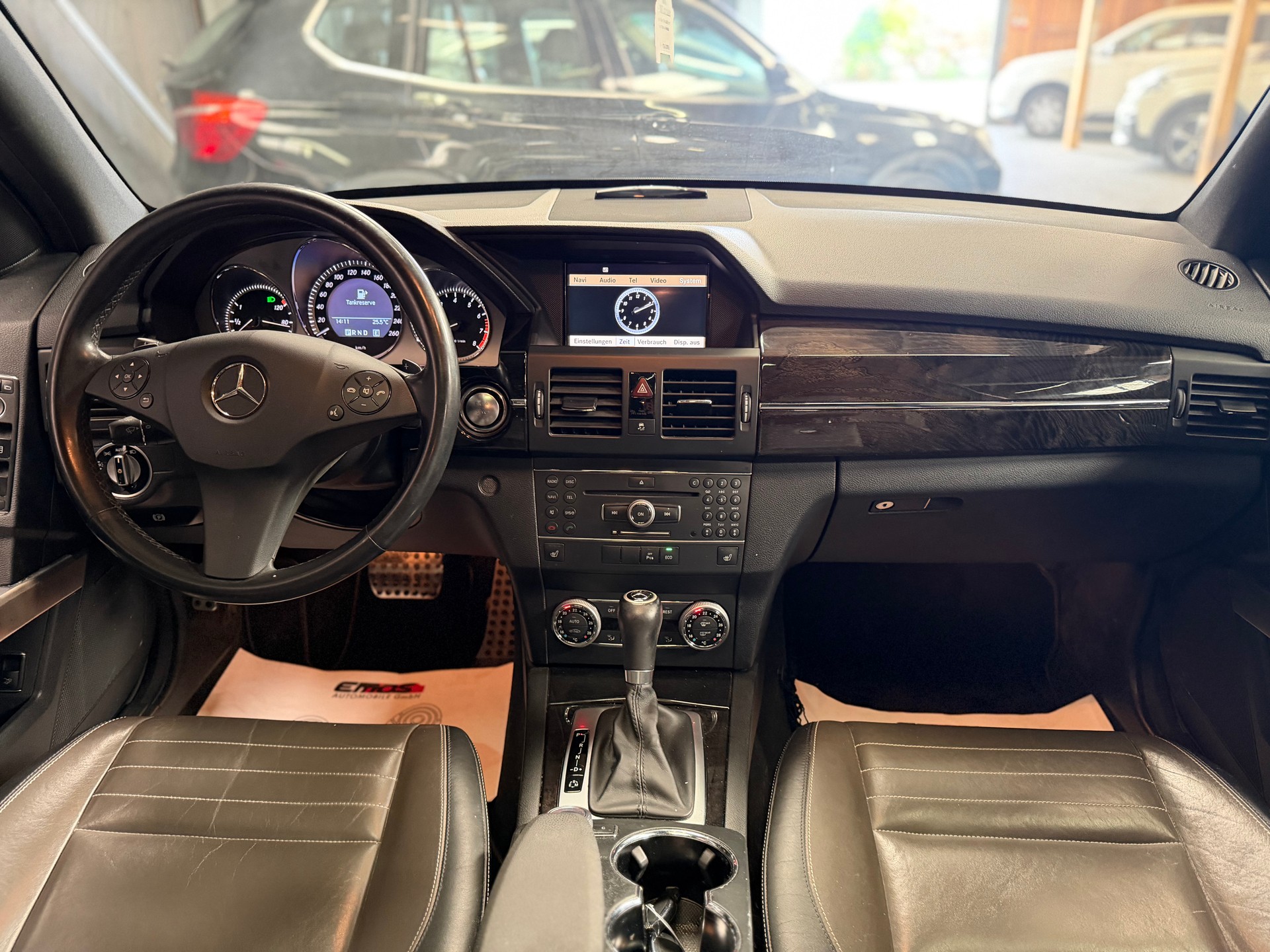 MERCEDES-BENZ GLK 350 4Matic 7G-Tronic ** Frisch Ab MFK** Anhängerkupplung 2000-image-7