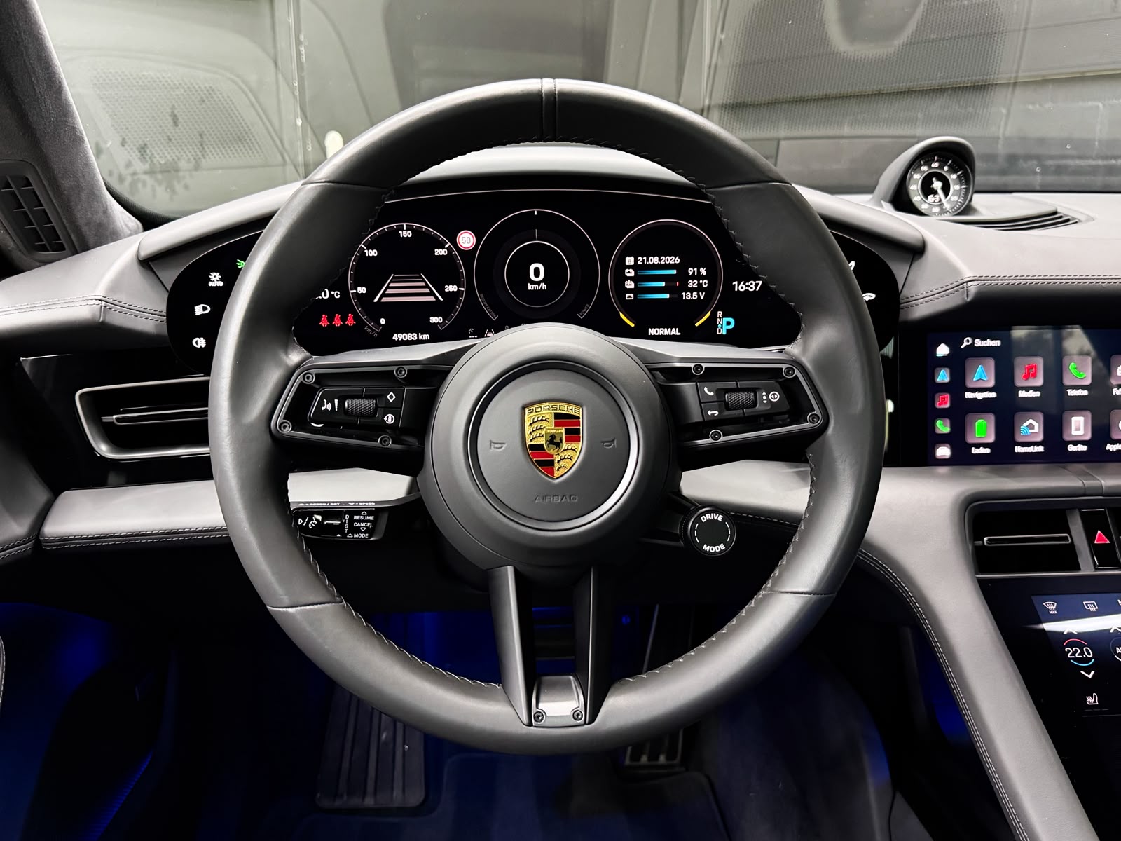 PORSCHE Taycan Turbo-image-9