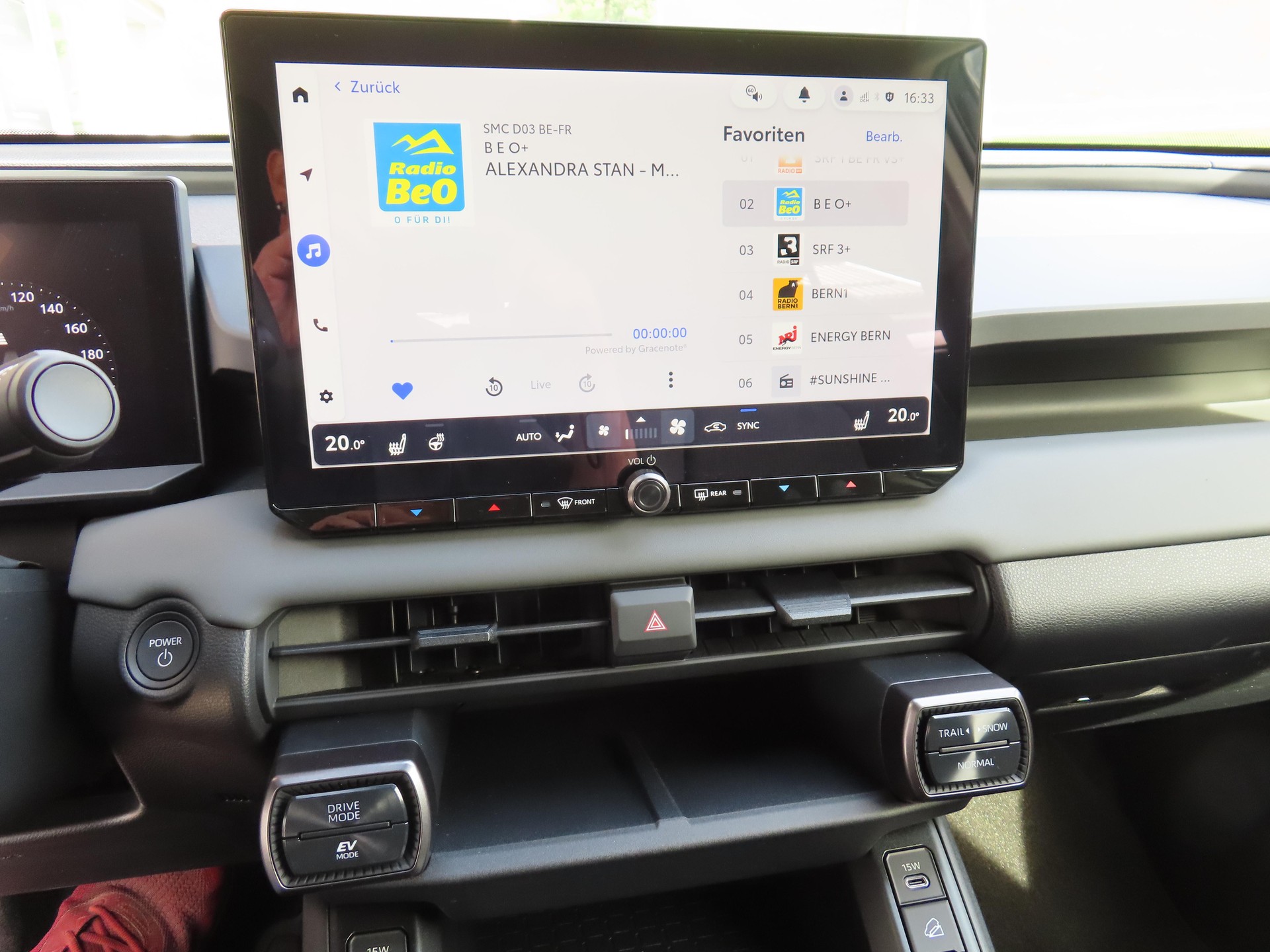 TOYOTA RAV4 2.5 HEV Trend-image-9