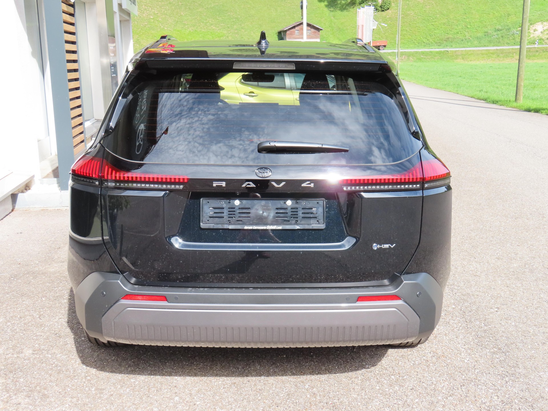 TOYOTA RAV4 2.5 HEV Trend-image-4