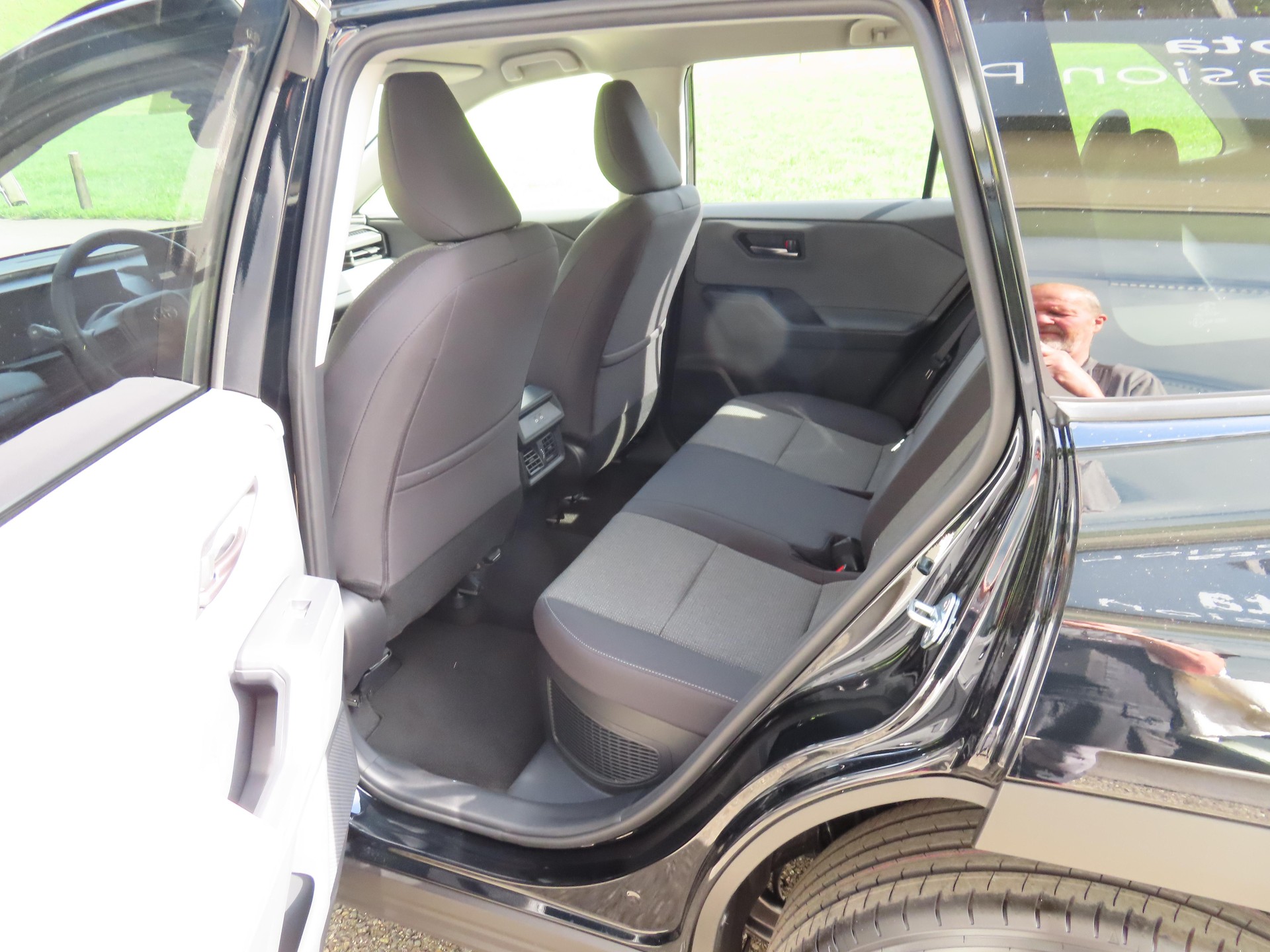 TOYOTA RAV4 2.5 HEV Trend-image-6