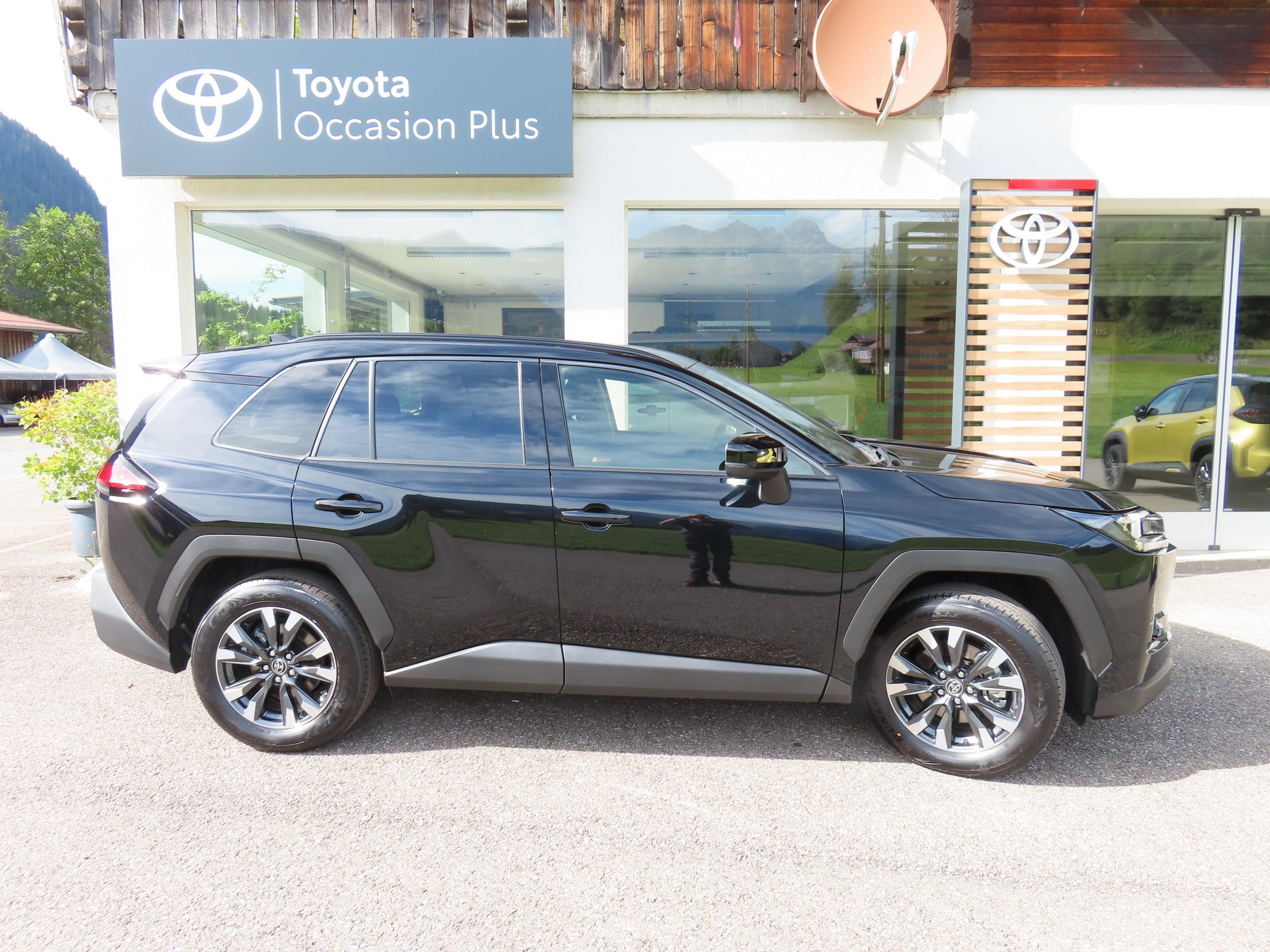 TOYOTA RAV4 2.5 HEV Trend-showroom-element-2