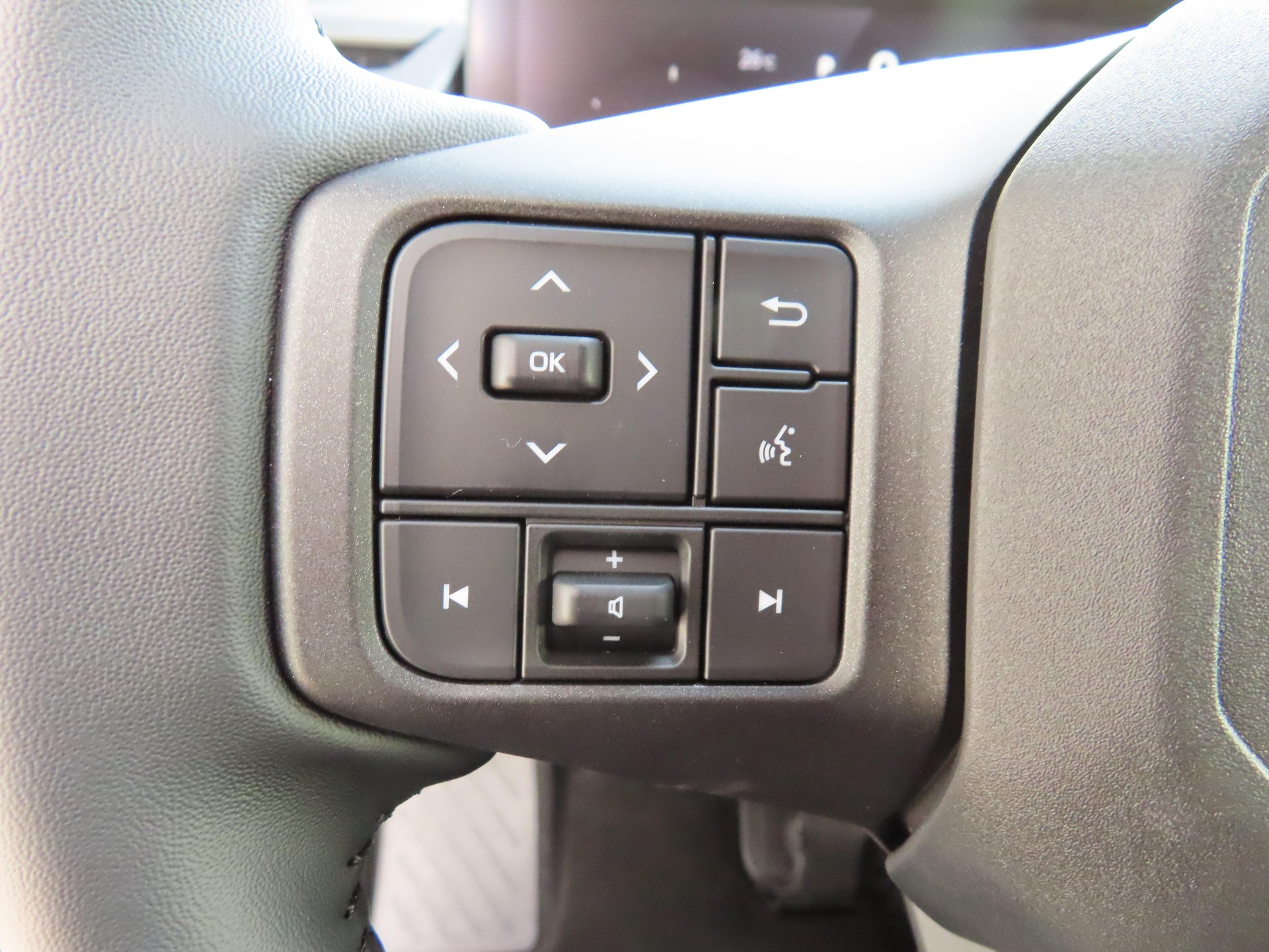 TOYOTA RAV4 2.5 HEV Trend-image-12