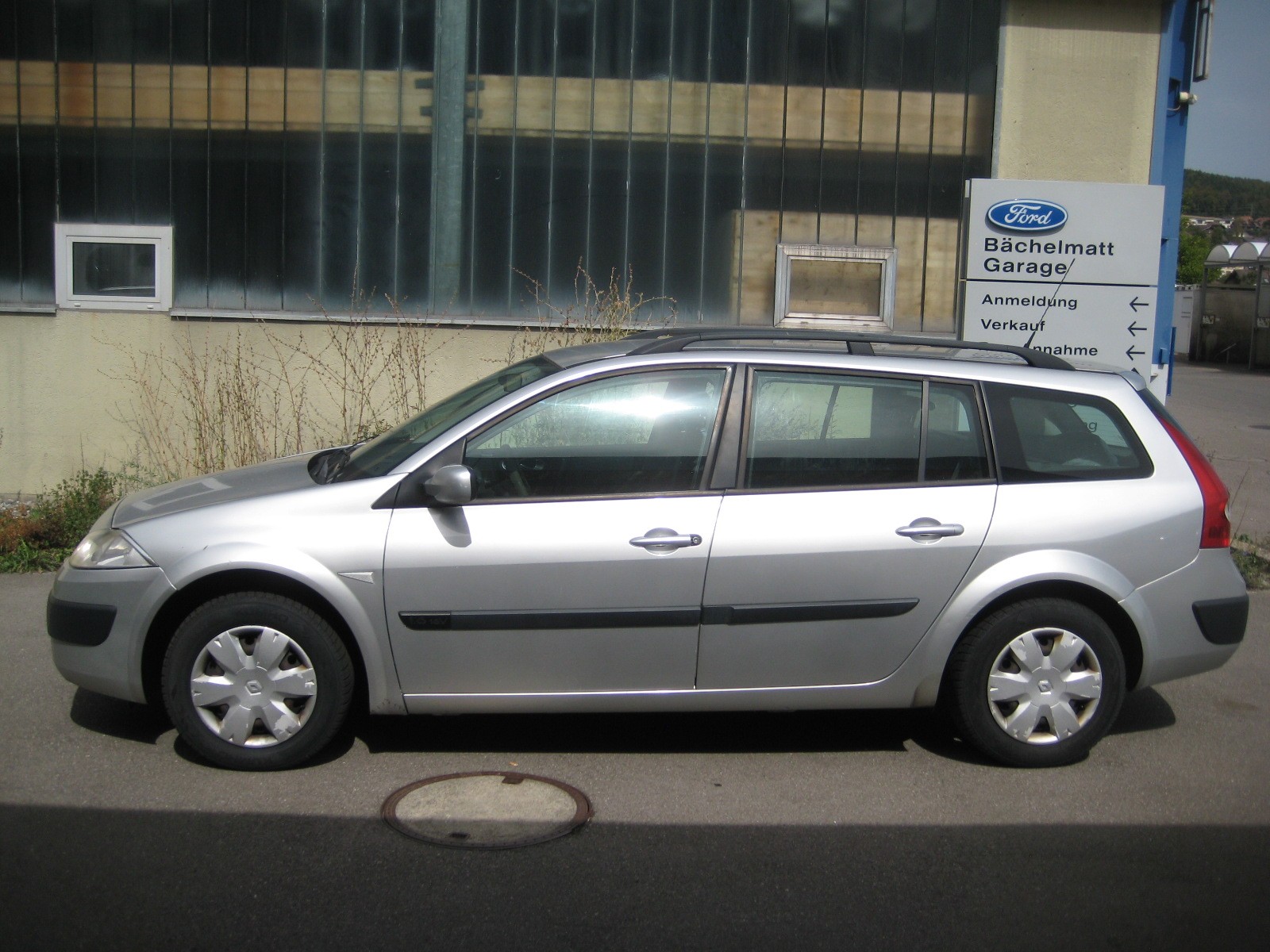 RENAULT Mégane Break 1.6 16V Dynamique-image-1