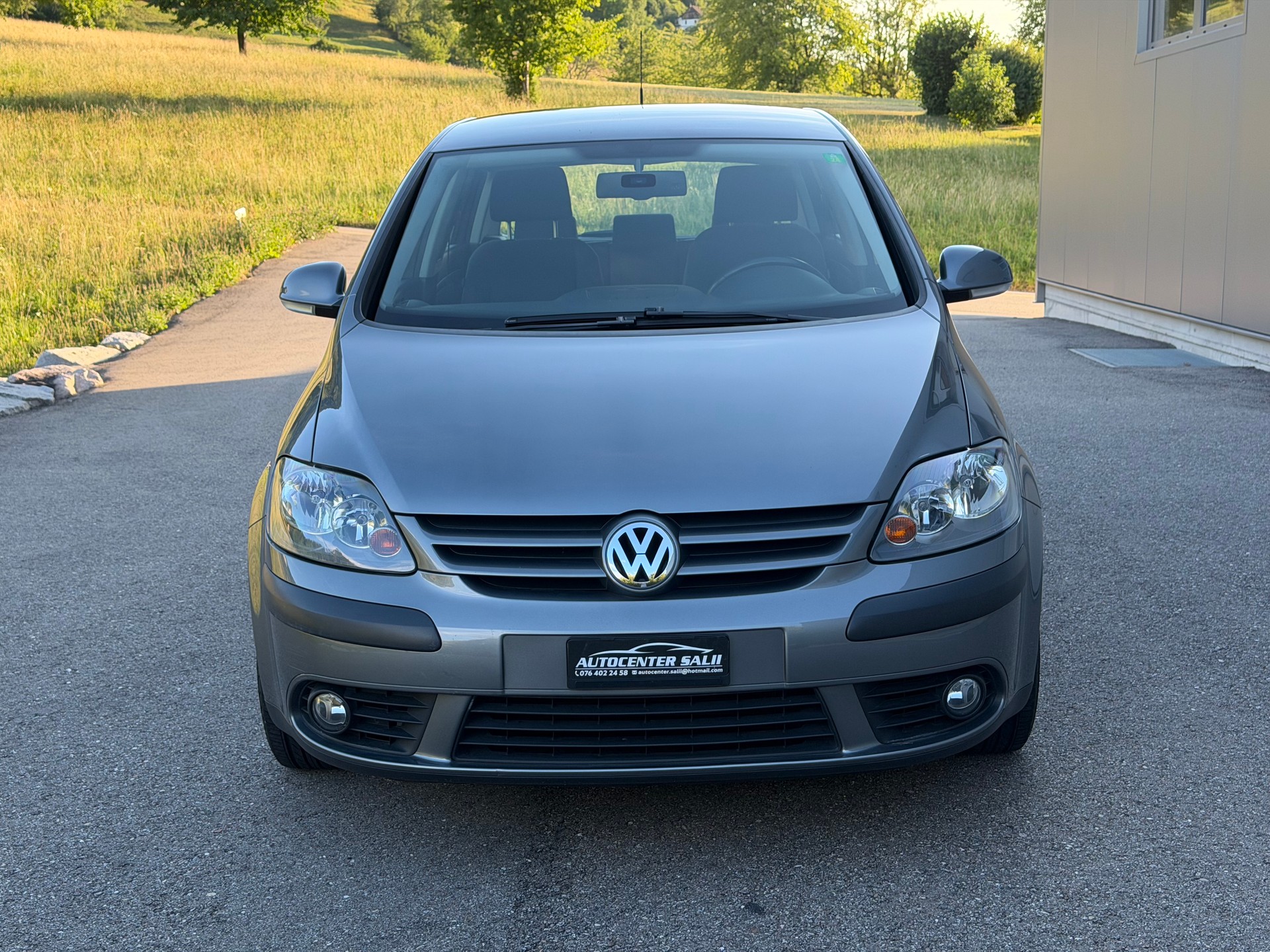 VW Golf Plus 2.0 FSI Comfortline-image-2