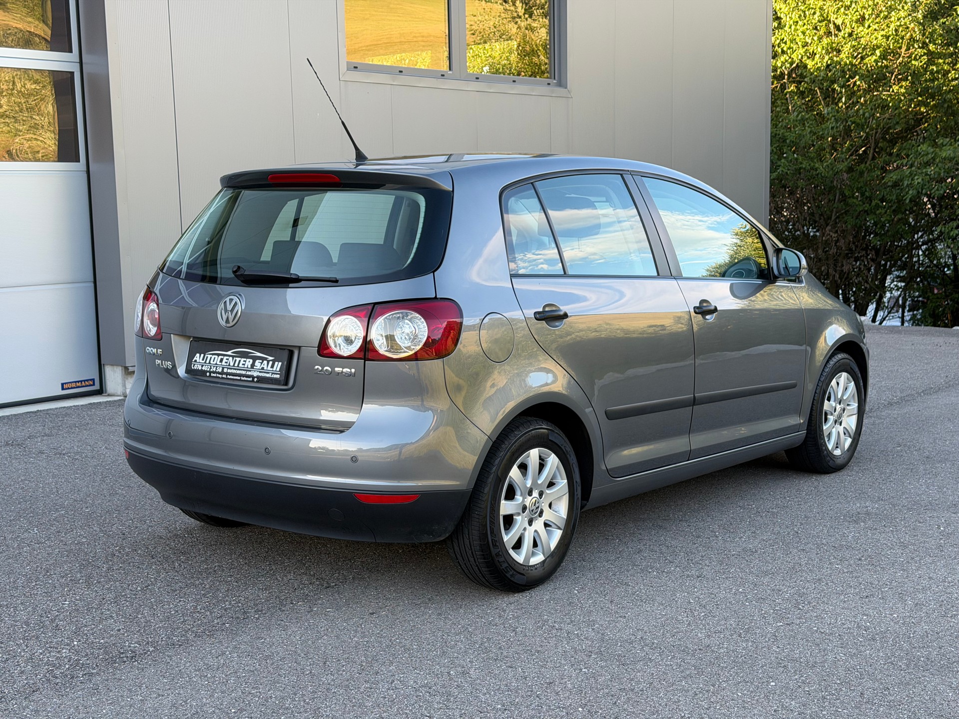 VW Golf Plus 2.0 FSI Comfortline-image-4