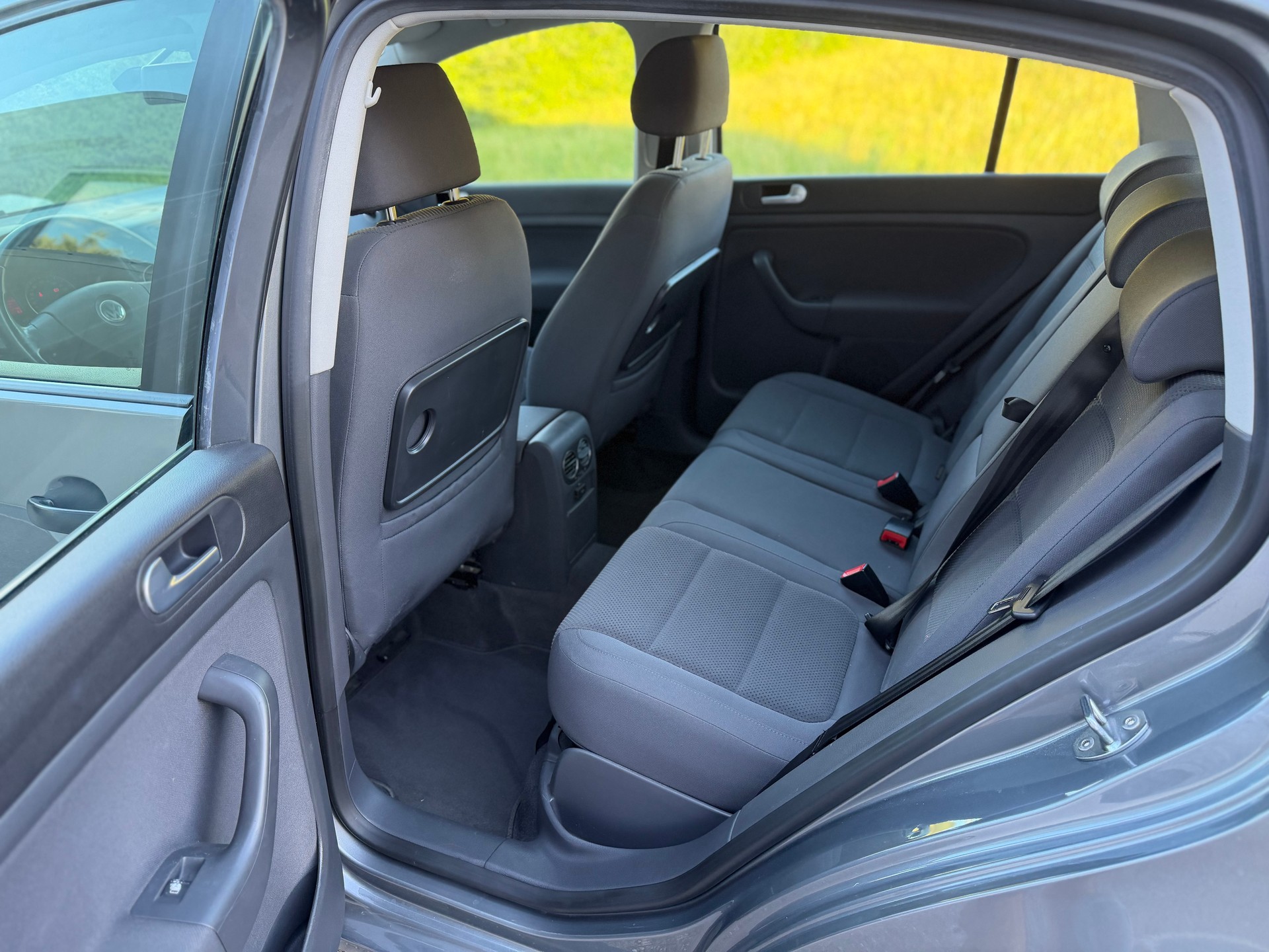 VW Golf Plus 2.0 FSI Comfortline-image-10