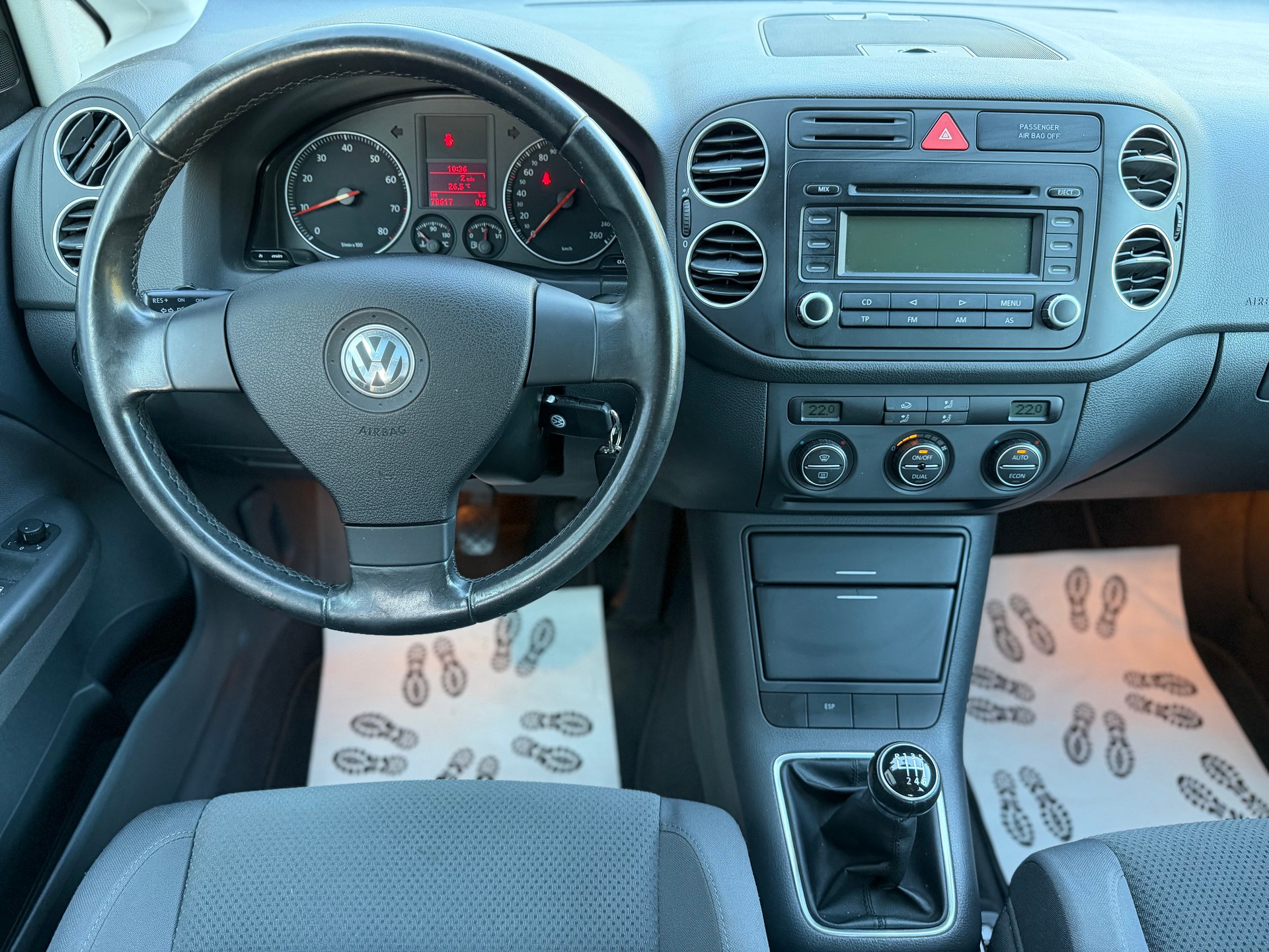 VW Golf Plus 2.0 FSI Comfortline-image-7