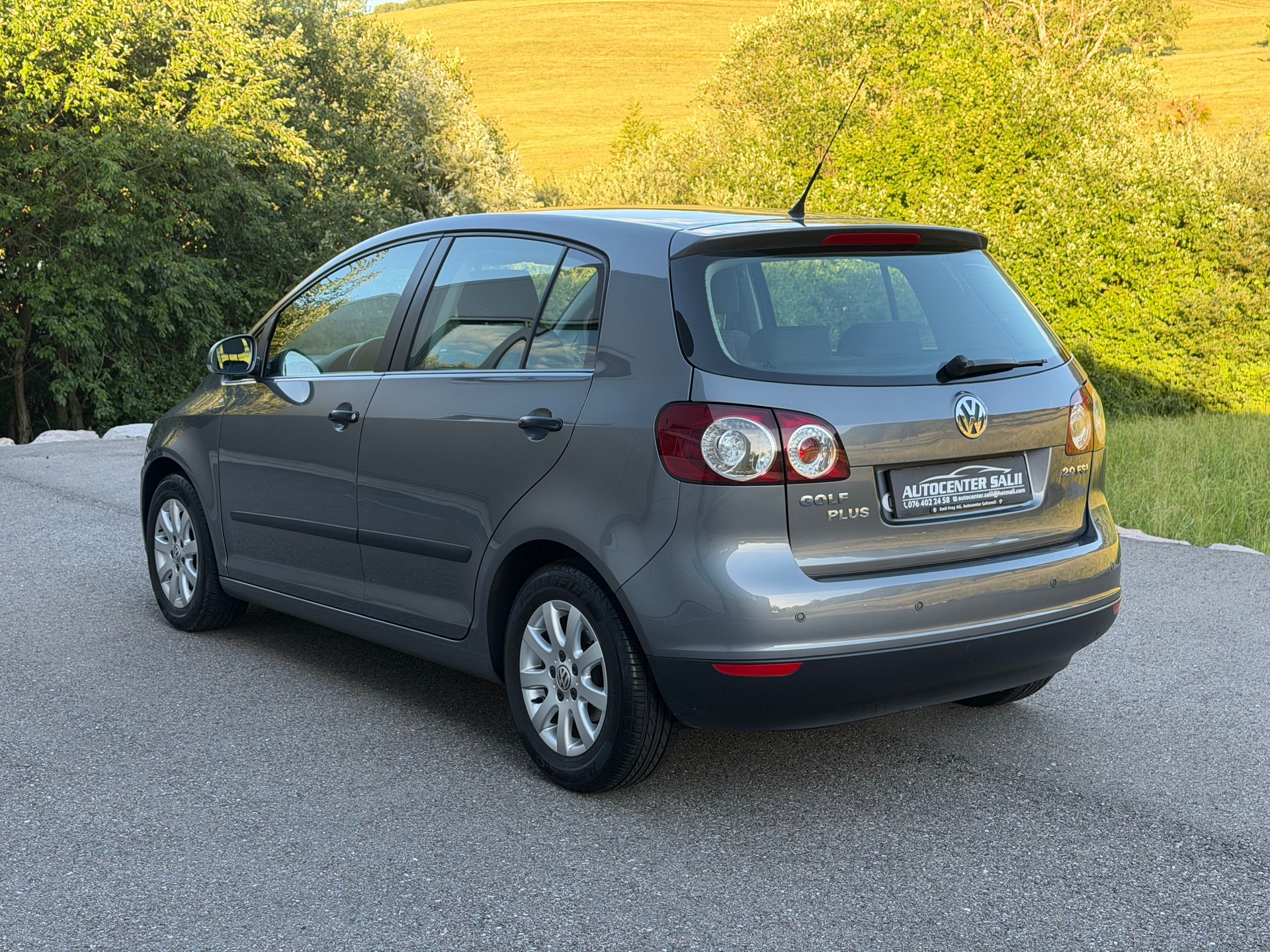 VW Golf Plus 2.0 FSI Comfortline-image-6