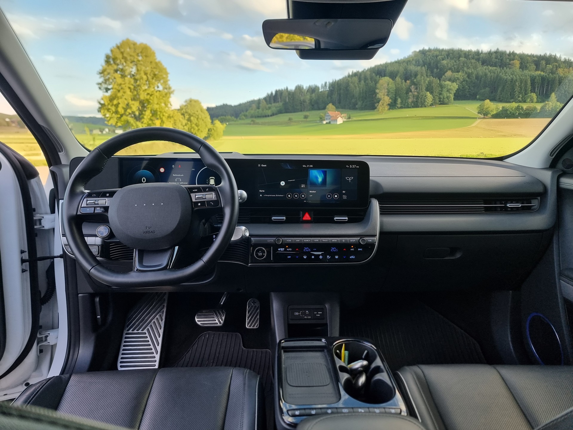 HYUNDAI Ioniq 5 84 kWh Amplia 2WD-image-7