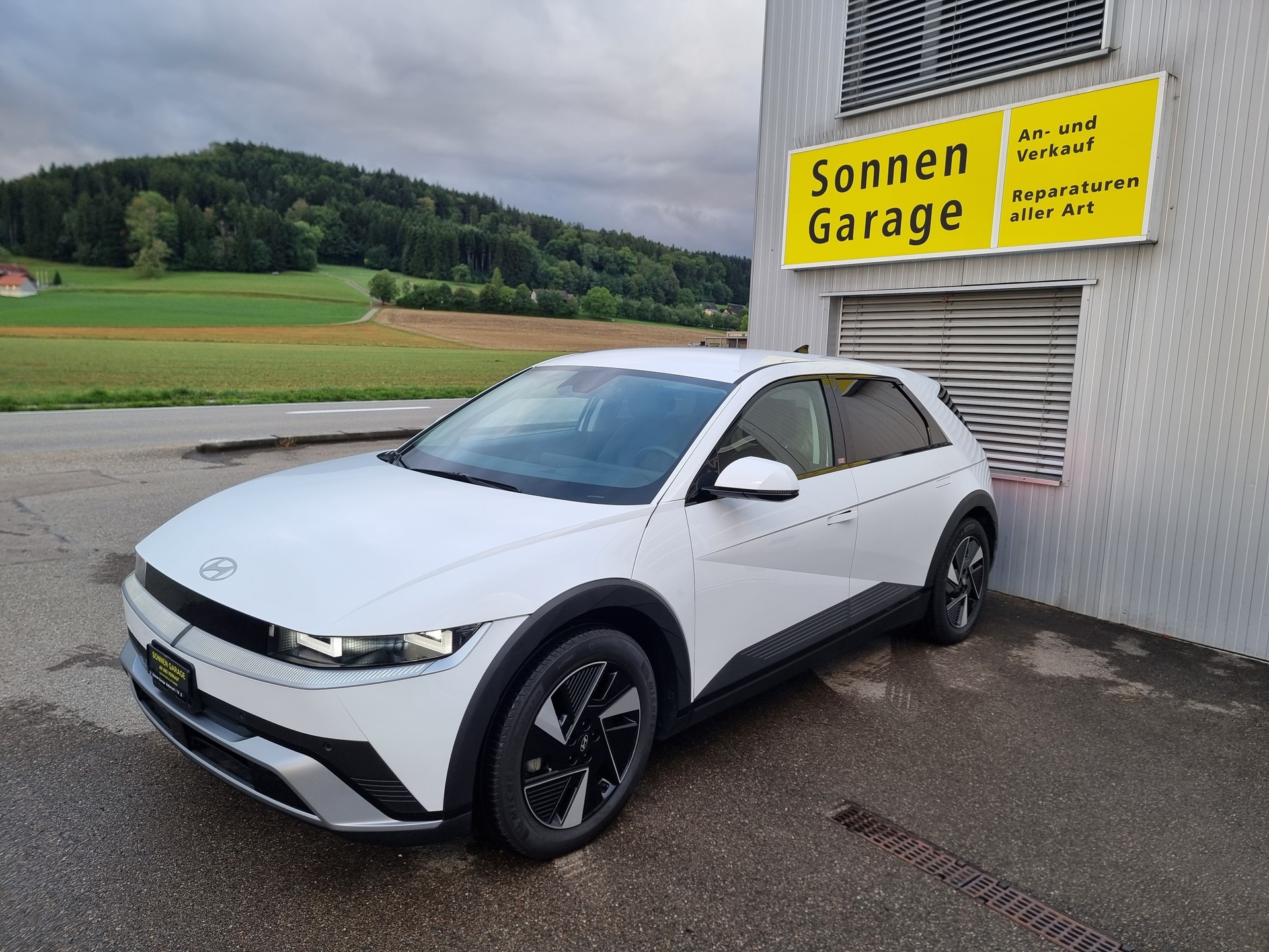 HYUNDAI Ioniq 5 84 kWh Amplia 2WD-image-0
