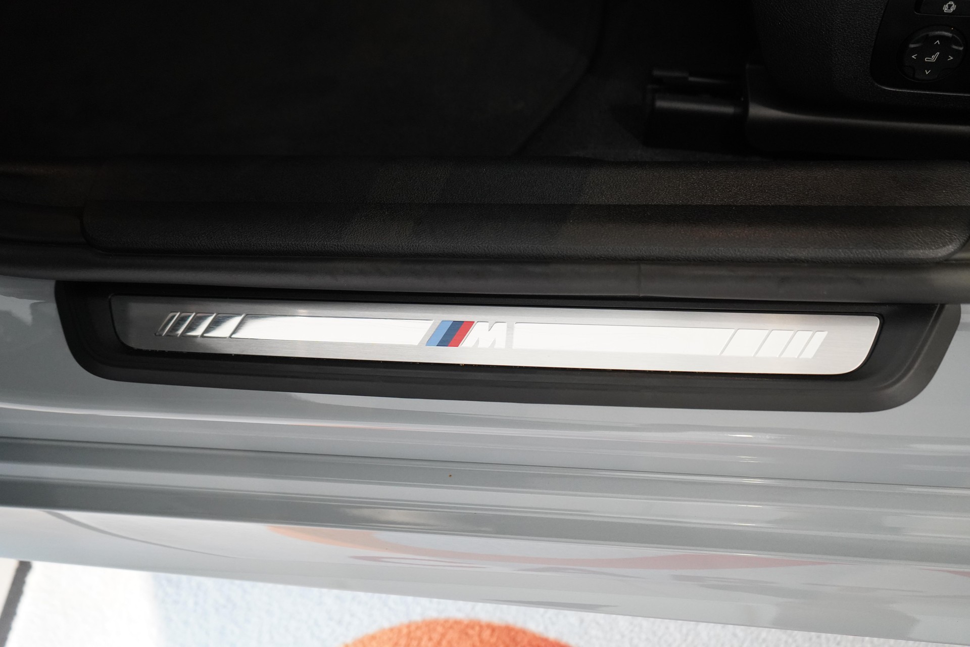 BMW 318i Touring-image-21