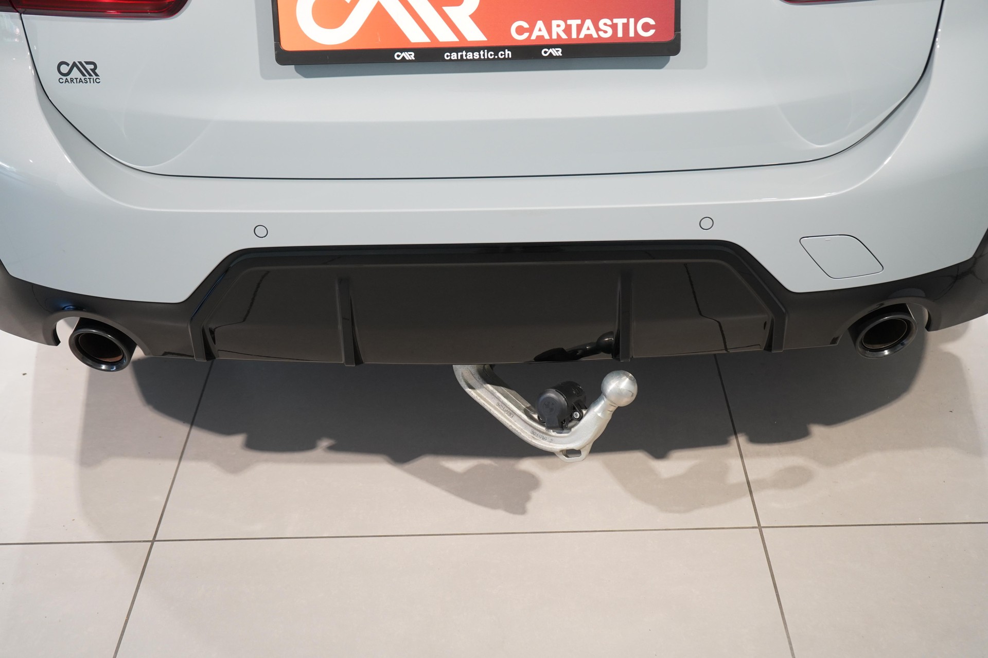 BMW 318i Touring-image-13