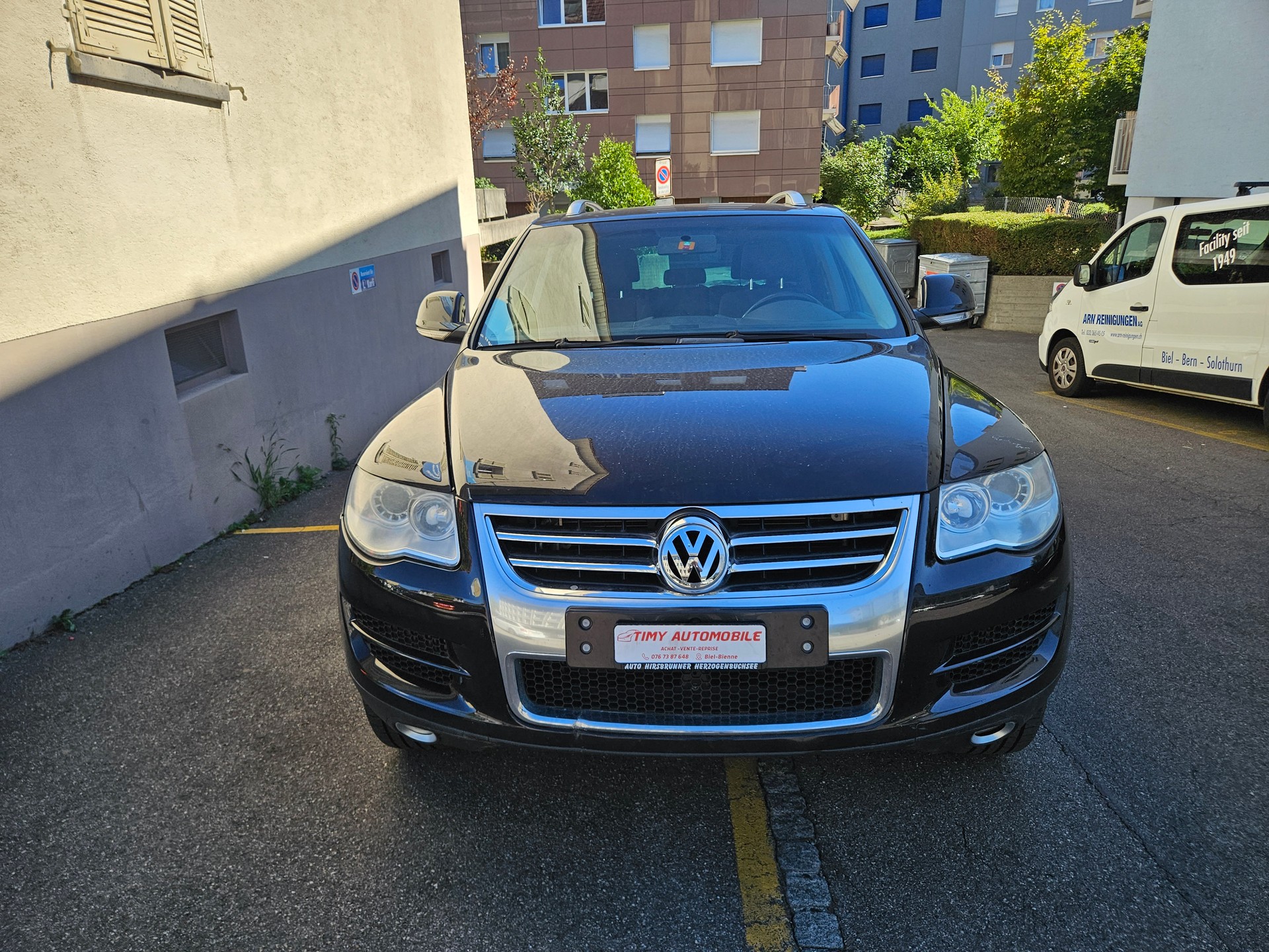 VW Touareg 3.0 TDI Tiptronic-image-0