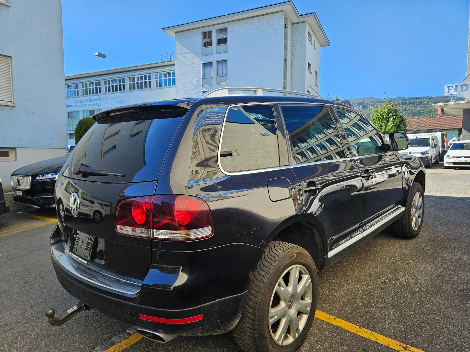 VW Touareg 3.0 TDI Tiptronic-image-3
