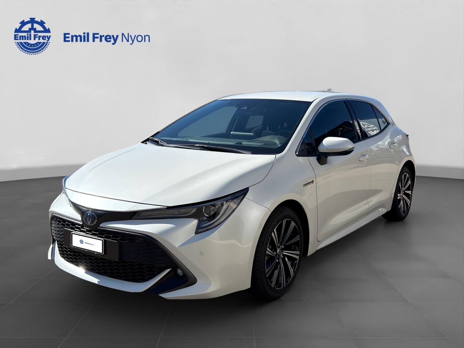 TOYOTA Corolla 1.8 HSD Trend-image-0