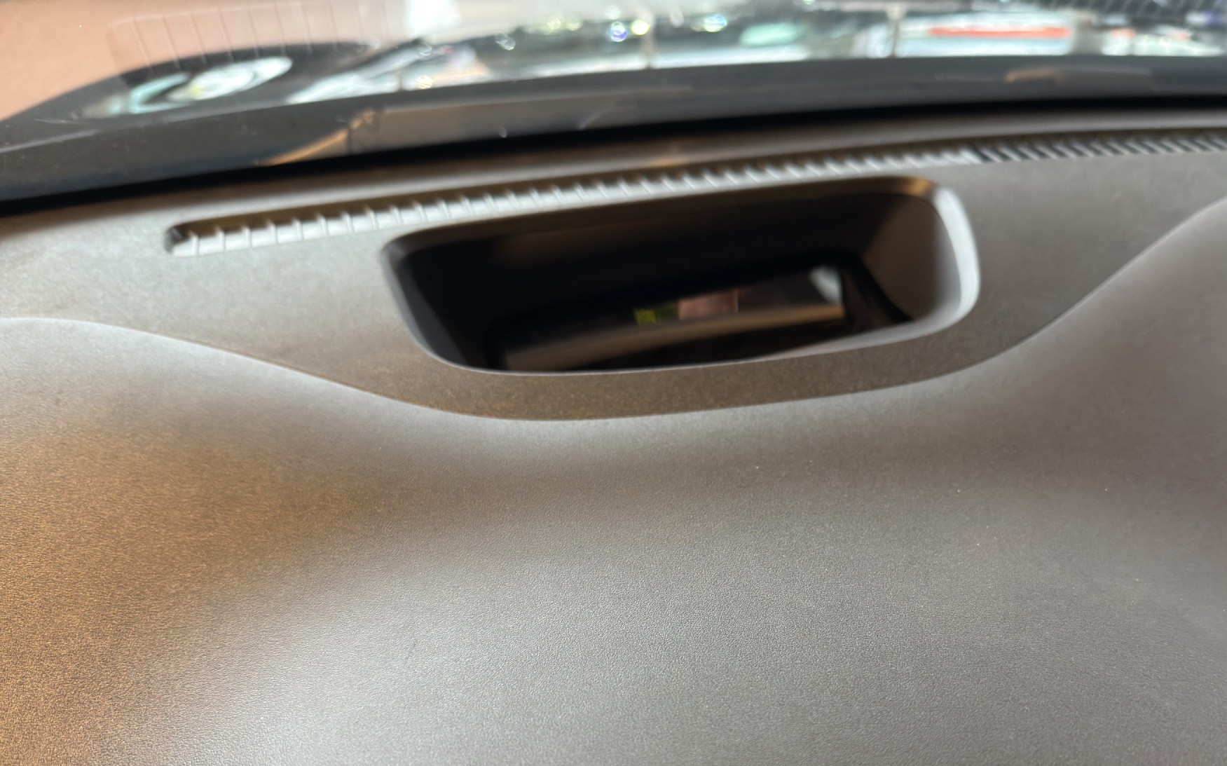 BYD Dolphin G DM-i Comfort-image-10