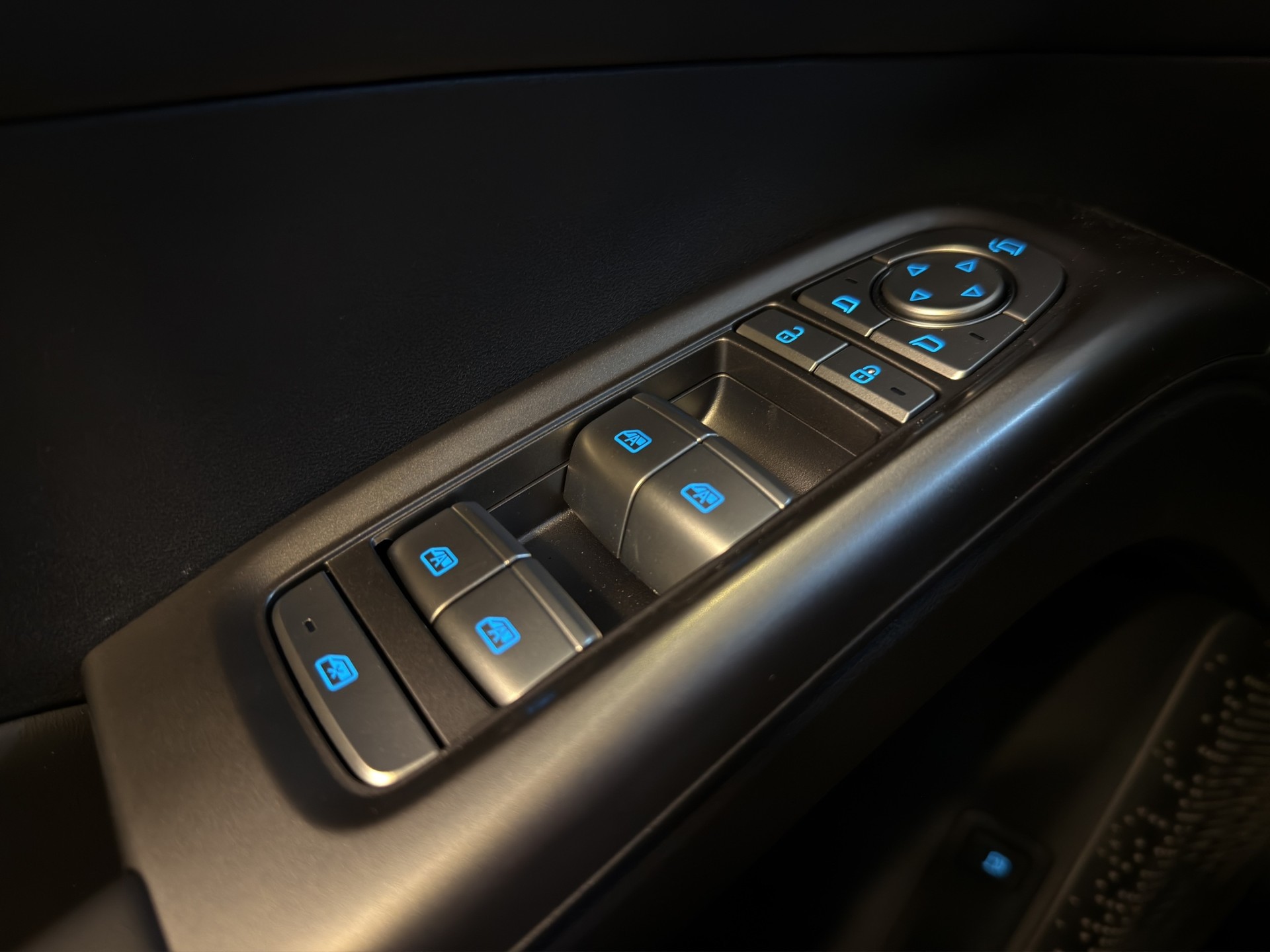 BYD Dolphin G DM-i Comfort-image-15