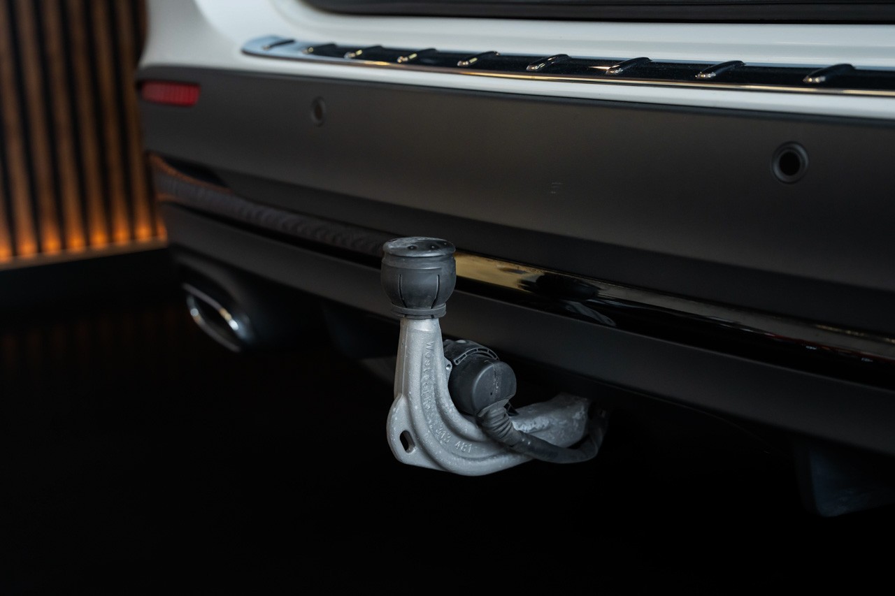 MERCEDES-BENZ GLA 250 AMG Line 8G-DCT-image-36
