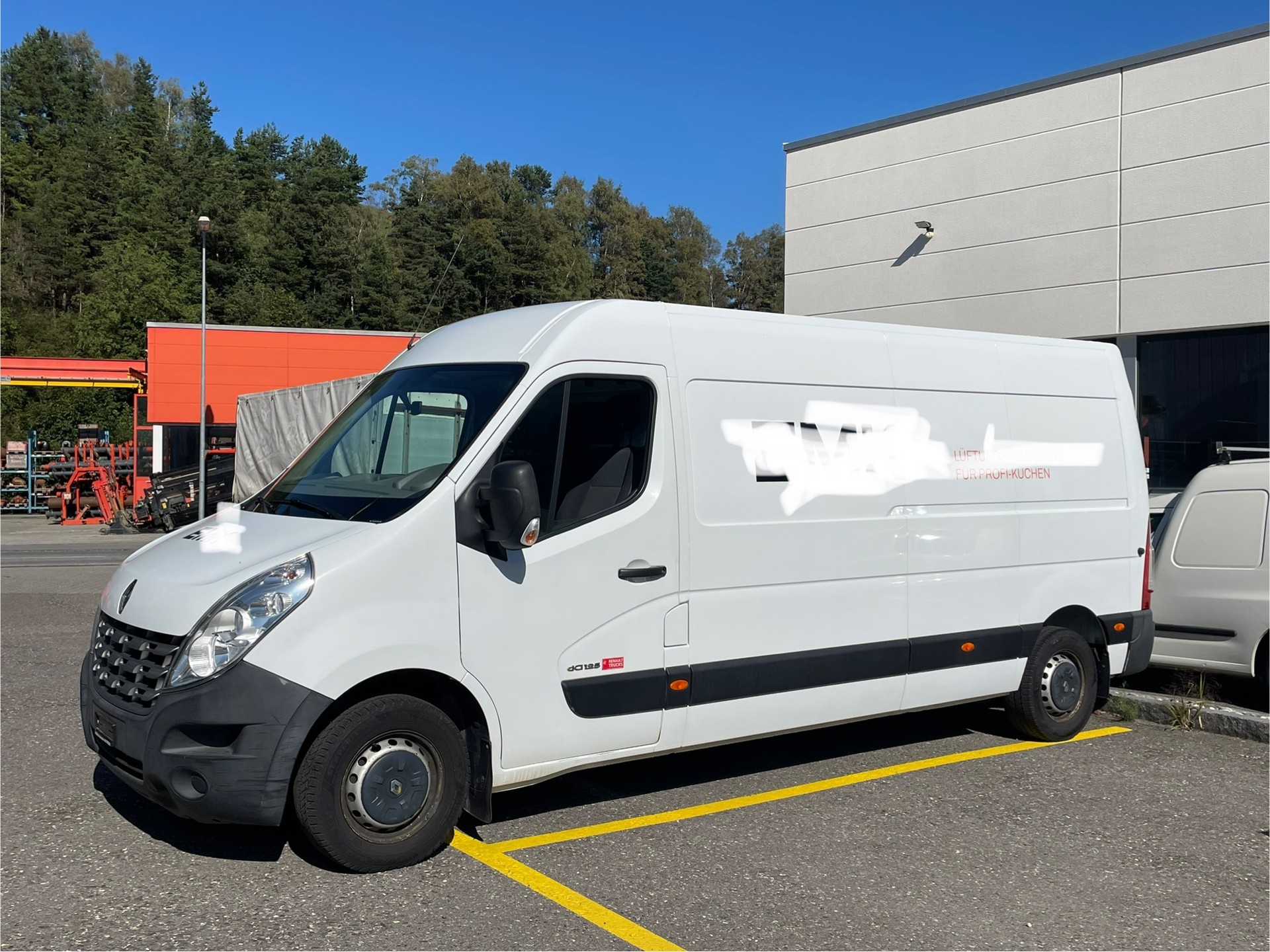 RENAULT Master T35 2.3dCi L3H3-image-2