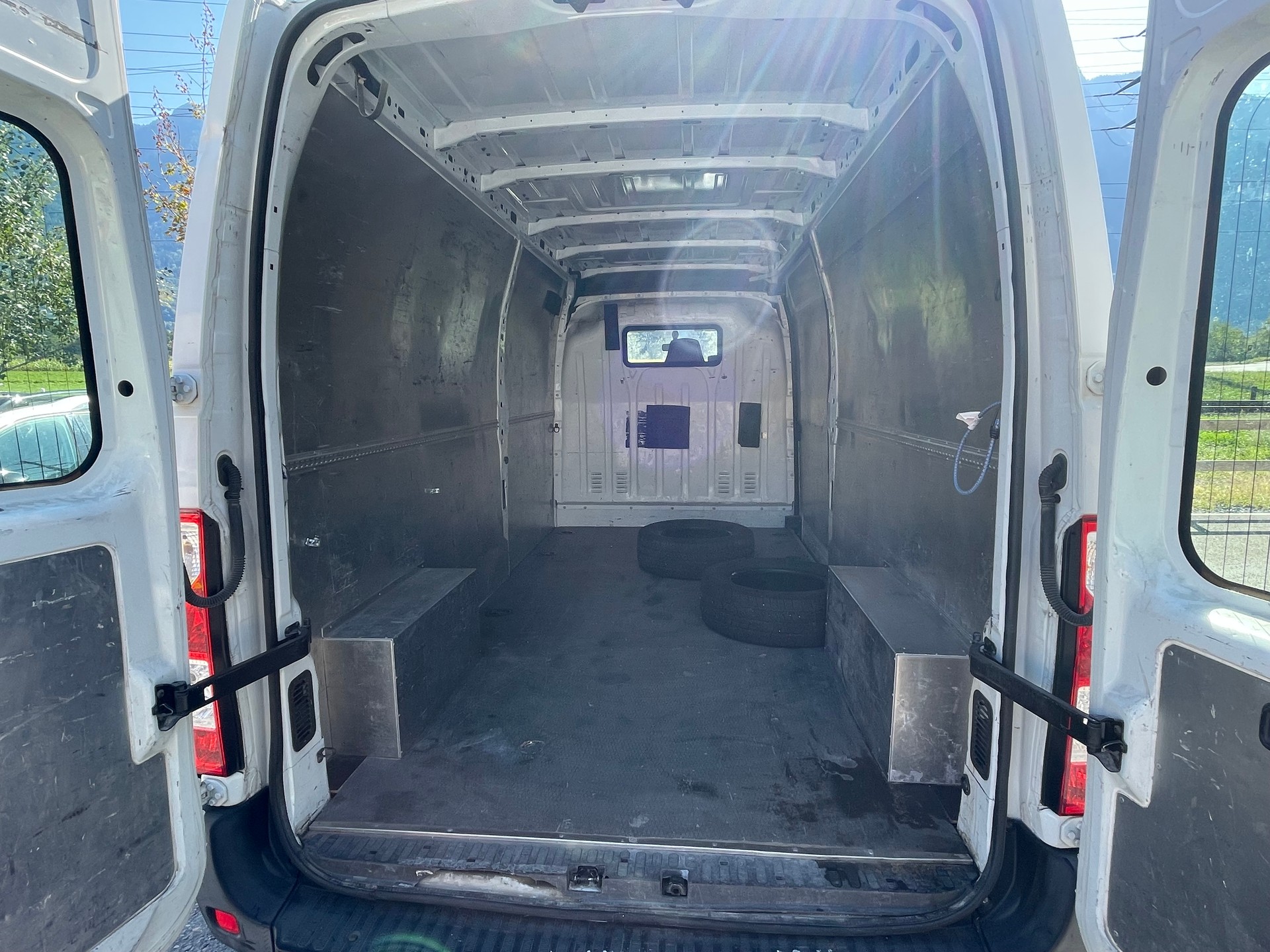 RENAULT Master T35 2.3dCi L3H3-image-10