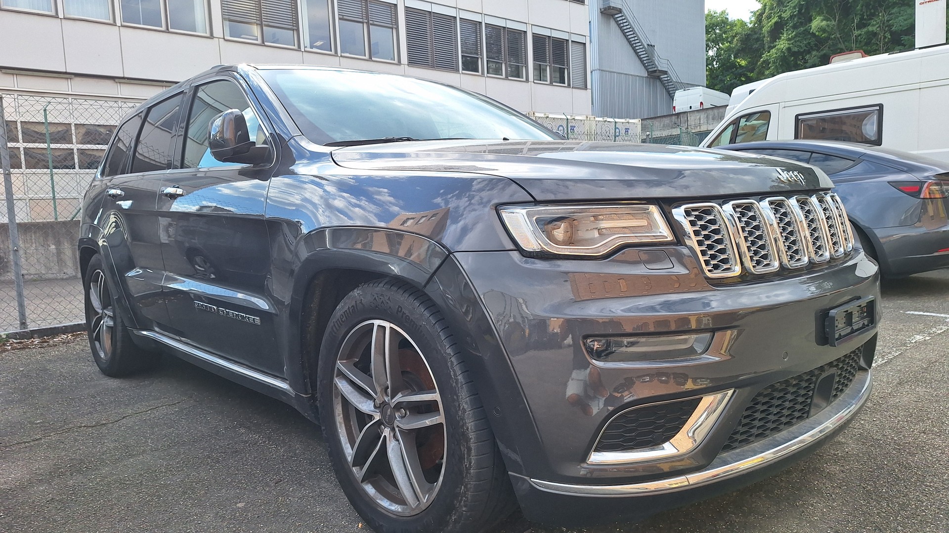 JEEP Grand Cherokee 3.0 CRD Summit Automatic-image-3