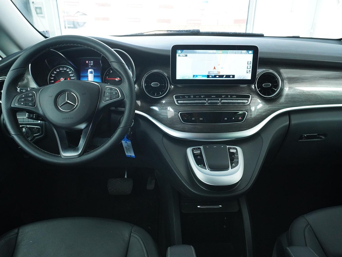MERCEDES-BENZ V 250 d lang Avantgarde 4Matic G-Tronic-image-2